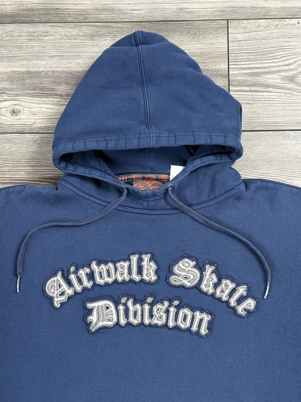 Airwalk Vintage Airwalk Skate Division Hoodie Size US XL / EU 56 / 4 - 2 Thumbnail