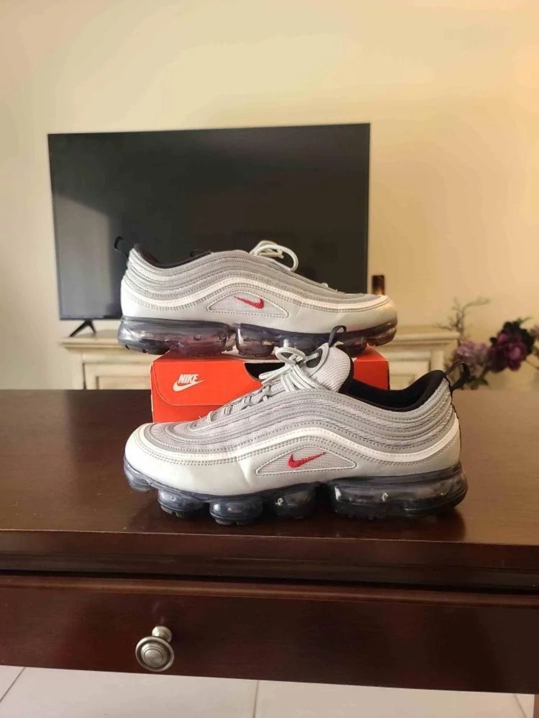 Nike Air VaporMax 97' Silver Bullet Size US 11 / EU 44 - 2 Thumbnail