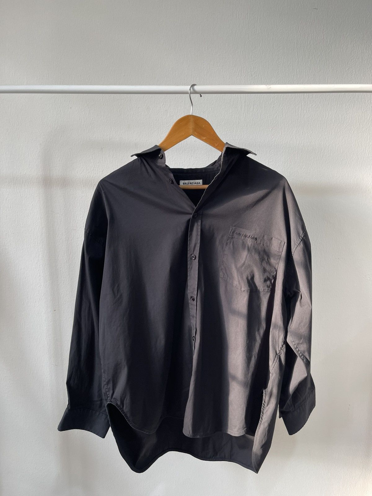 Balenciaga 2016 Balenciaga Oversive Button Up Shirt Size US L / EU 52-54 / 3 - 4 Thumbnail