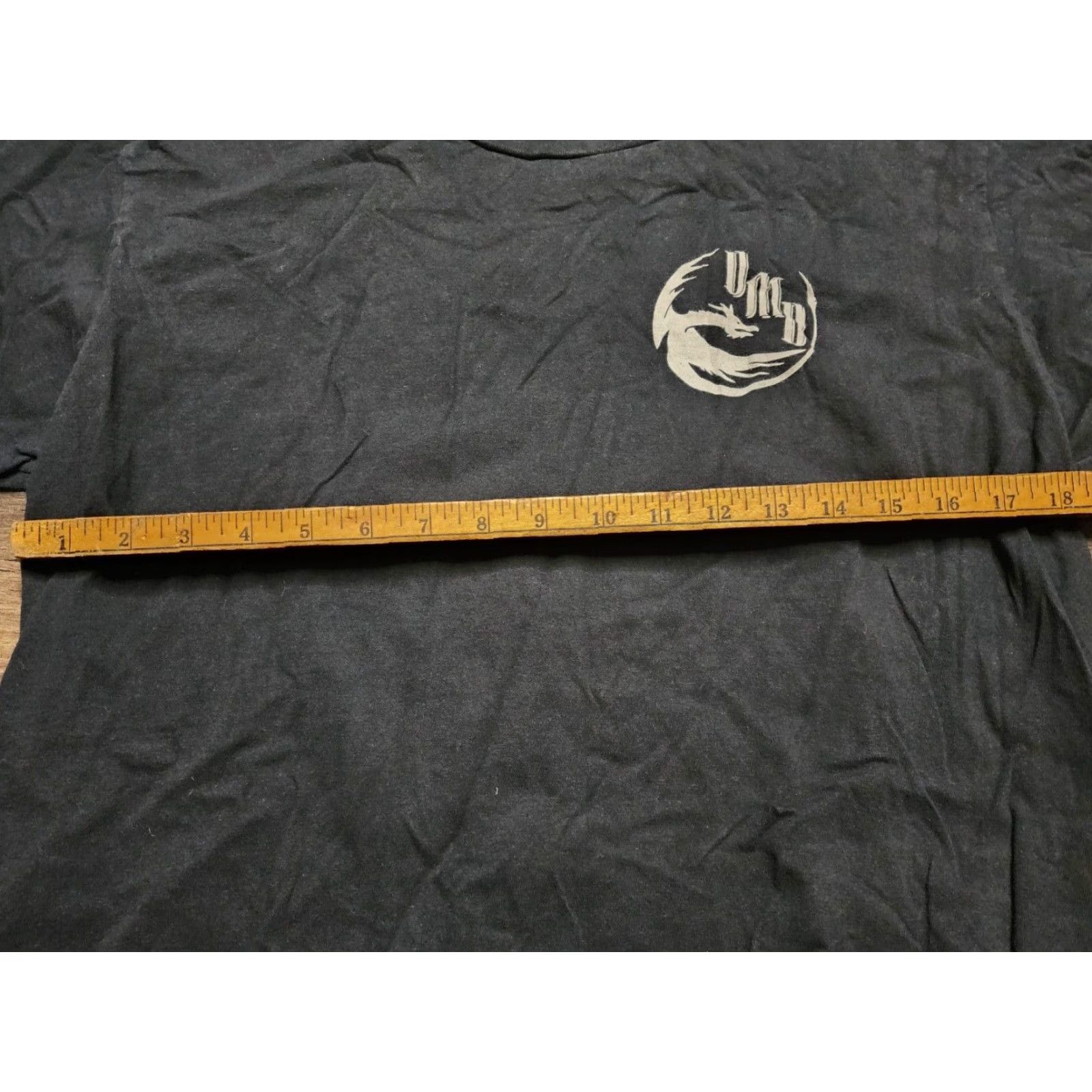 Vintage Men's Black De Minimis Dragon DMD World Tour 2017 Graphic T-Shirt, Size L, Band Tee Size US L / EU 52-54 / 3 - 2 Thumbnail