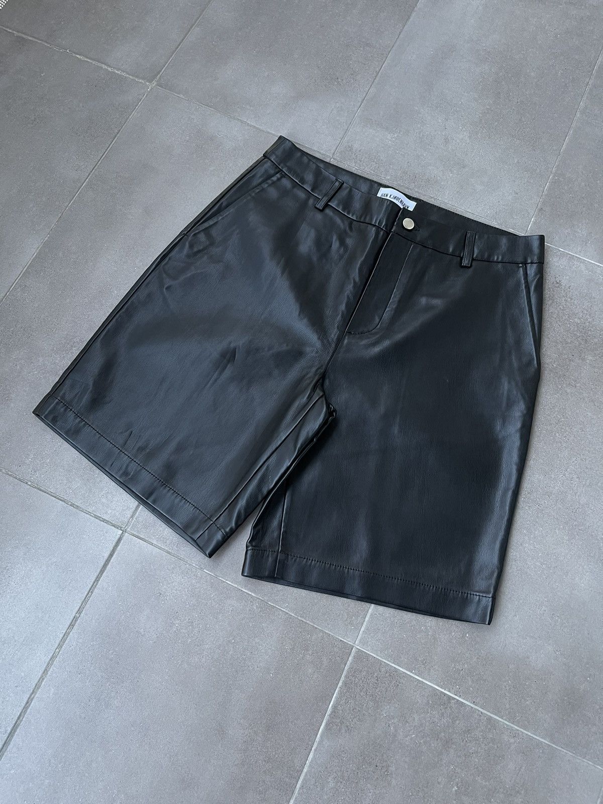 Han Kjobenhavn !DS! SS22 Han Kjobenhavn Black Suit Wide Leg Shorts Size US 32 / EU 48 - 8 Thumbnail