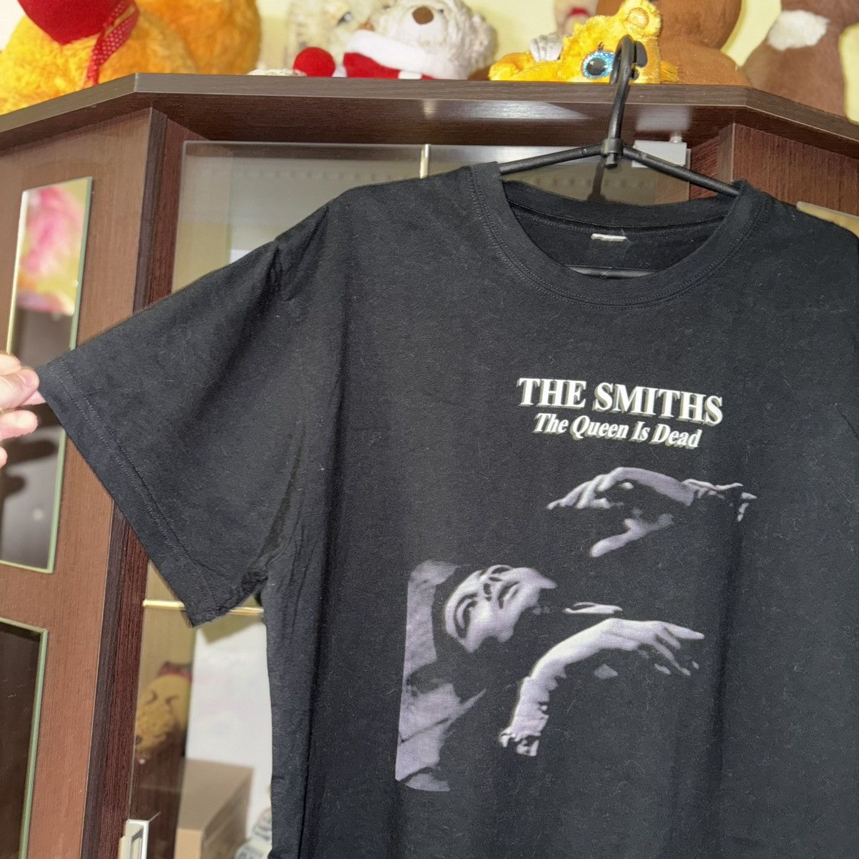 Band Tees The Smiths “The Queen is Dead” Band Tee Size US L / EU 52-54 / 3 - 5 Thumbnail