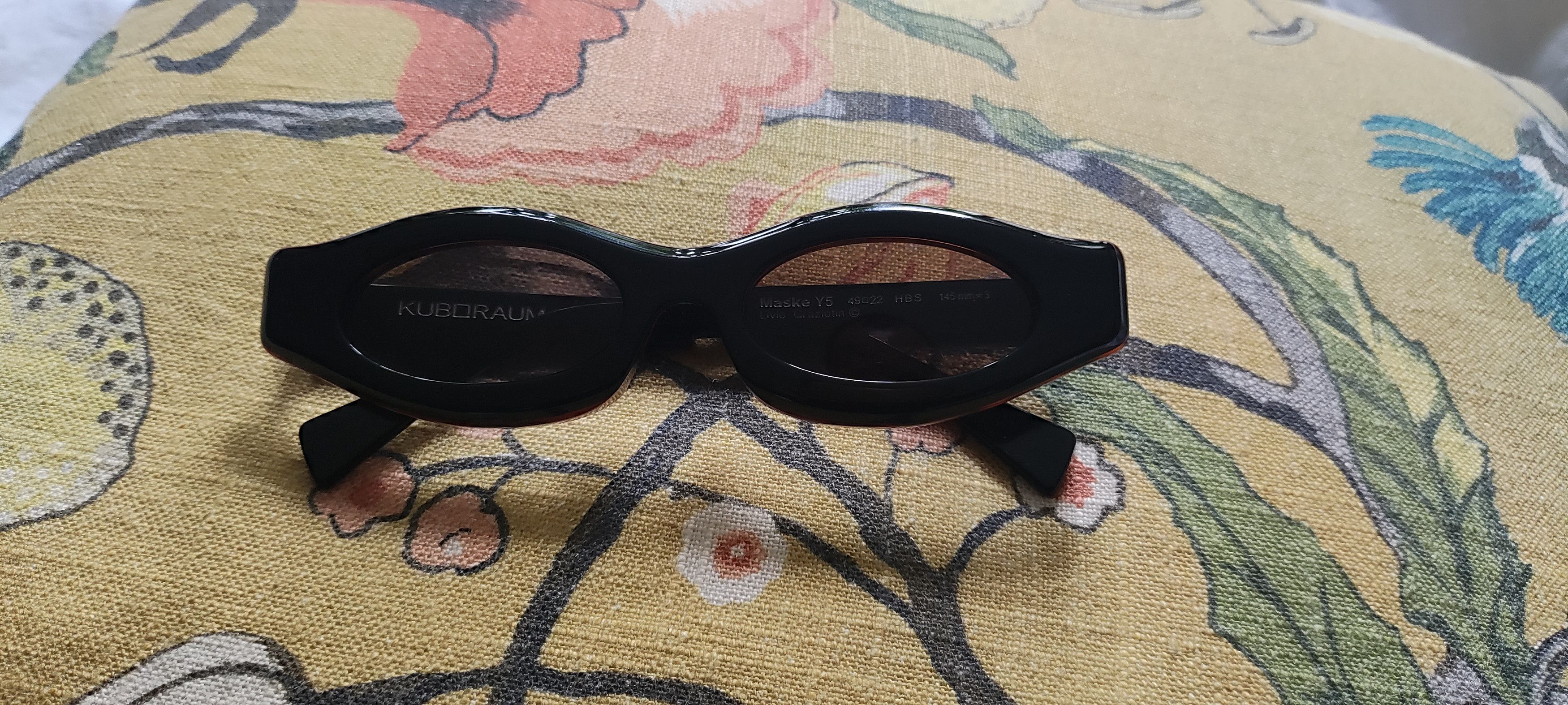 image of Kuboraum Y5 Maske in Black, Men's