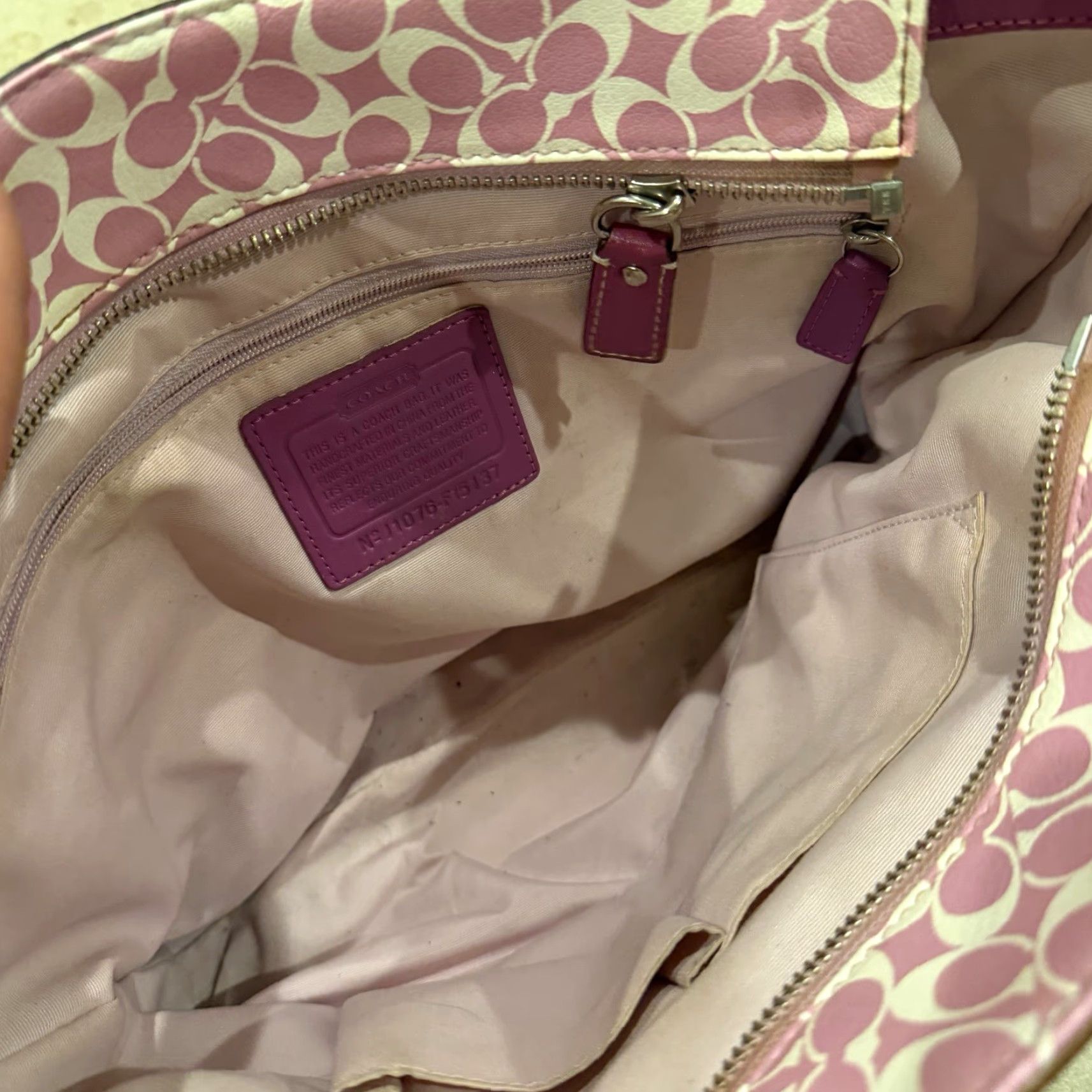 Coach Coach Shoulder Bag Medium Pur​ple & White Heritage Signature Stripe Tote PURSE Size ONE SIZE - 4 Thumbnail