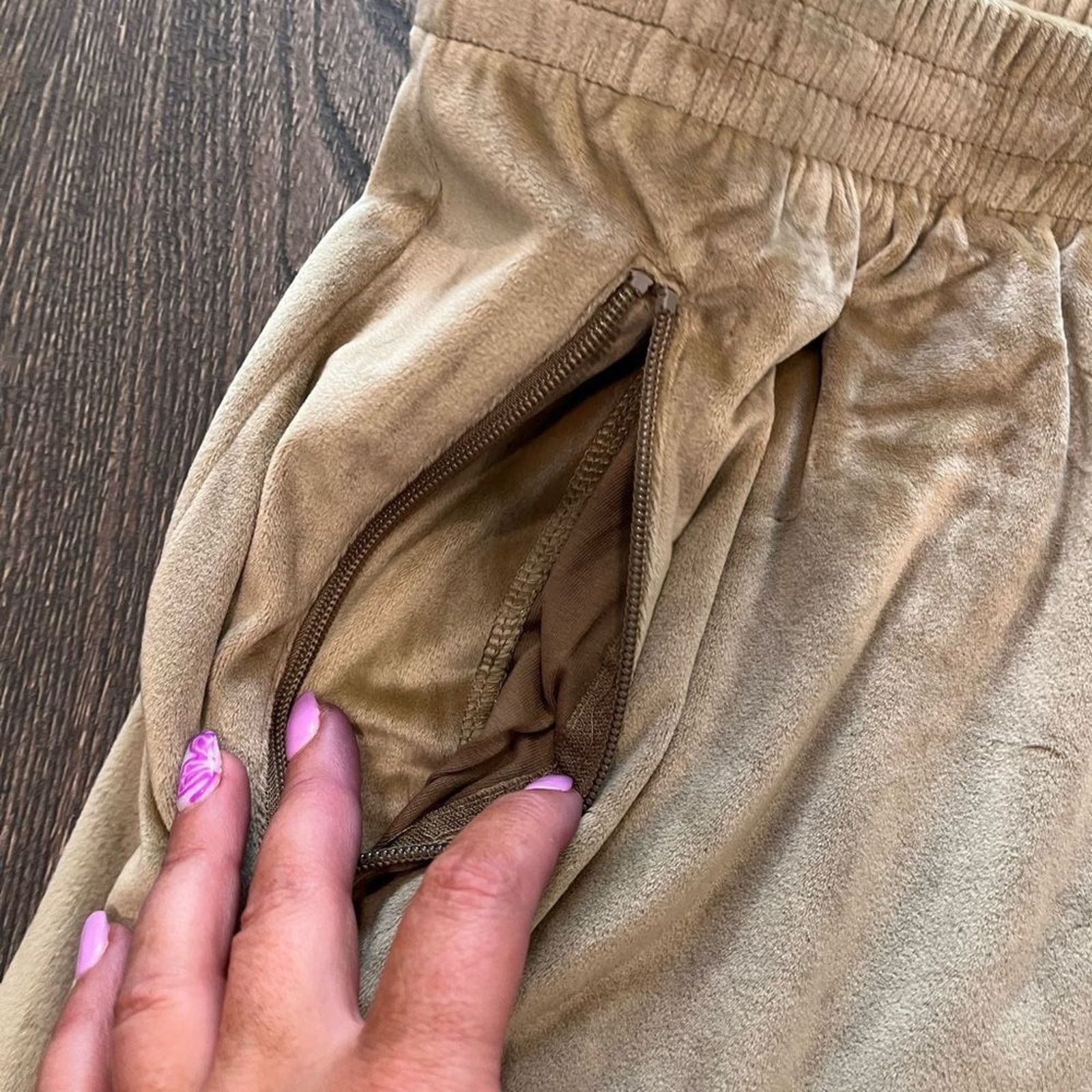 SKIMS NWT Skims Velour Track Pants Gold Size 4X Size 42" / US 20 - 4 Thumbnail
