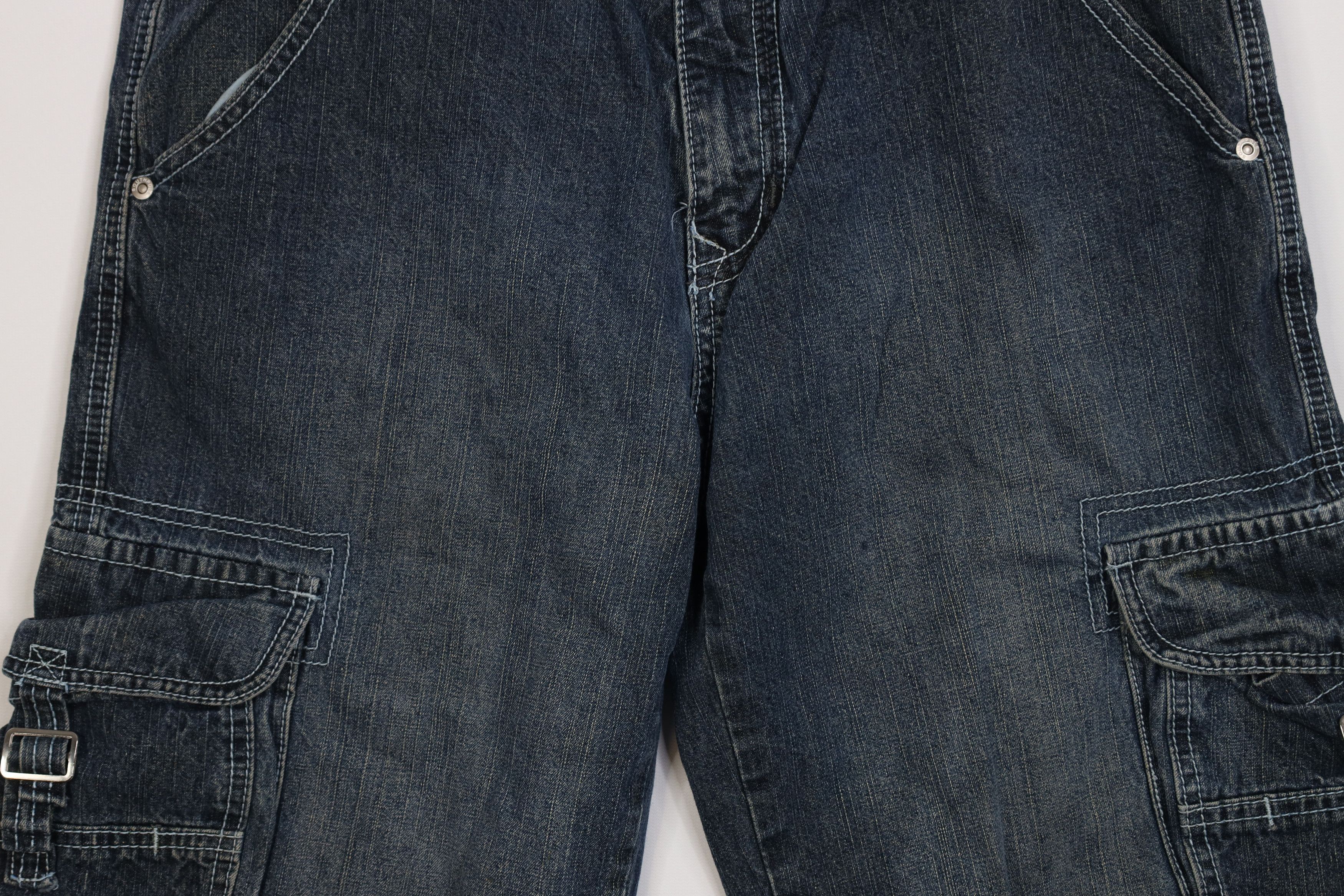 Southpole Vintage 90s Y2K Southpole Buckle Pocket Denim Cargo Shorts Size US 32 / EU 48 - 3 Thumbnail