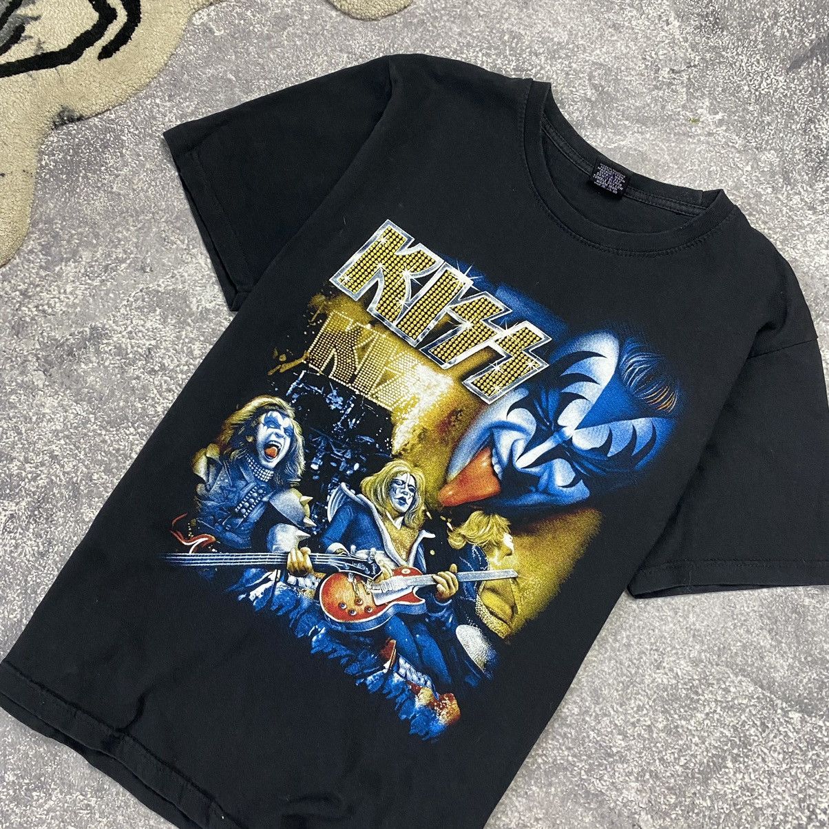 Band Tees Vintage Kiss Big Overprinted Graphic Logo 90’s tee Size US L / EU 52-54 / 3 - 3 Thumbnail