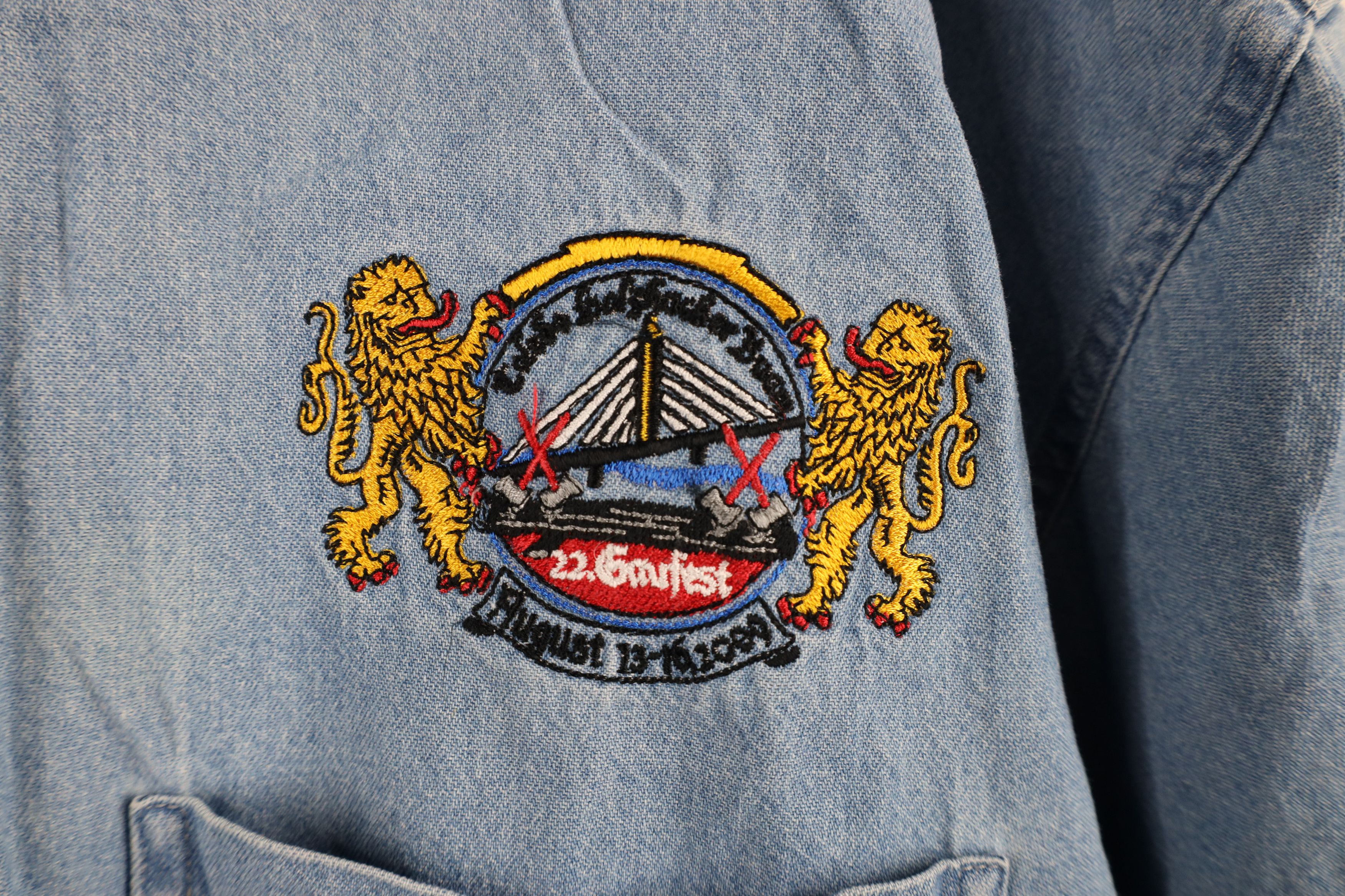Vintage Vintage Y2K 2009 German American Festival Denim Button Shirt Size US XXL / EU 58 / 5 - 4 Thumbnail