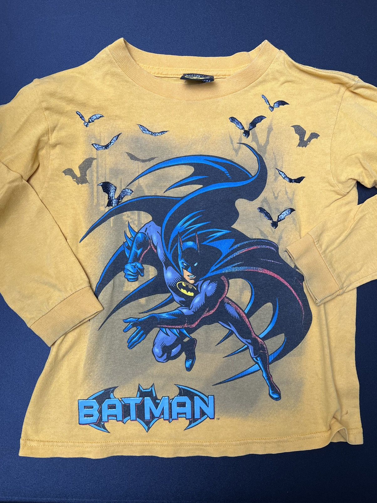 DC Comics Youth Boys Batman L/S Measurements 15.5x20” Size US XXS / EU 40 - 1 Thumbnail