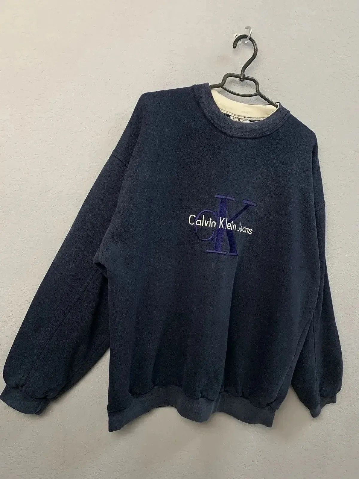Calvin Klein × Vintage Calvin Klein Jeans Embroidered Crewneck Y2K made USA Size US XL / EU 56 / 4 - 4 Thumbnail