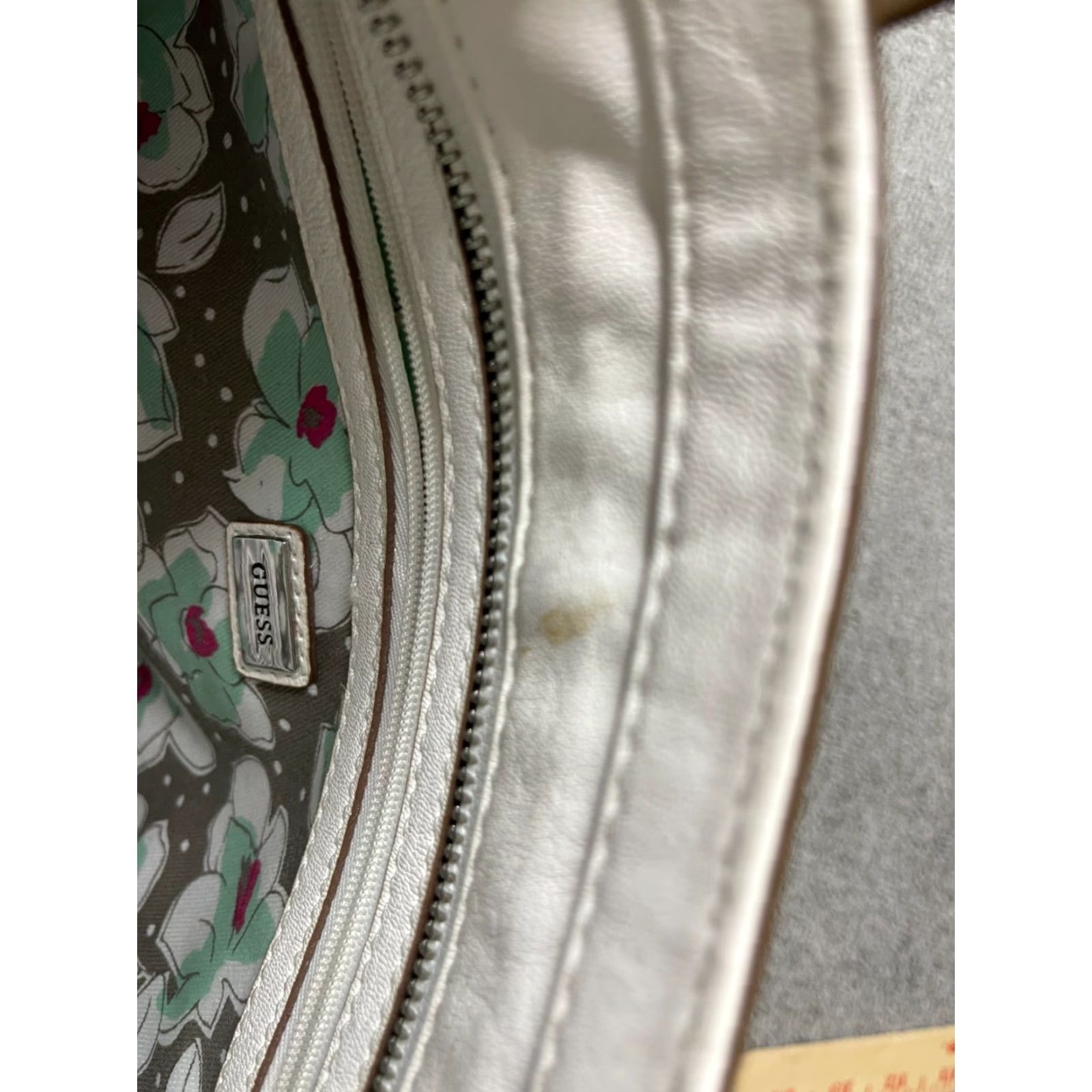 Guess VINTAGE GUESS Purse White Handbag Size ONE SIZE - 7 Thumbnail