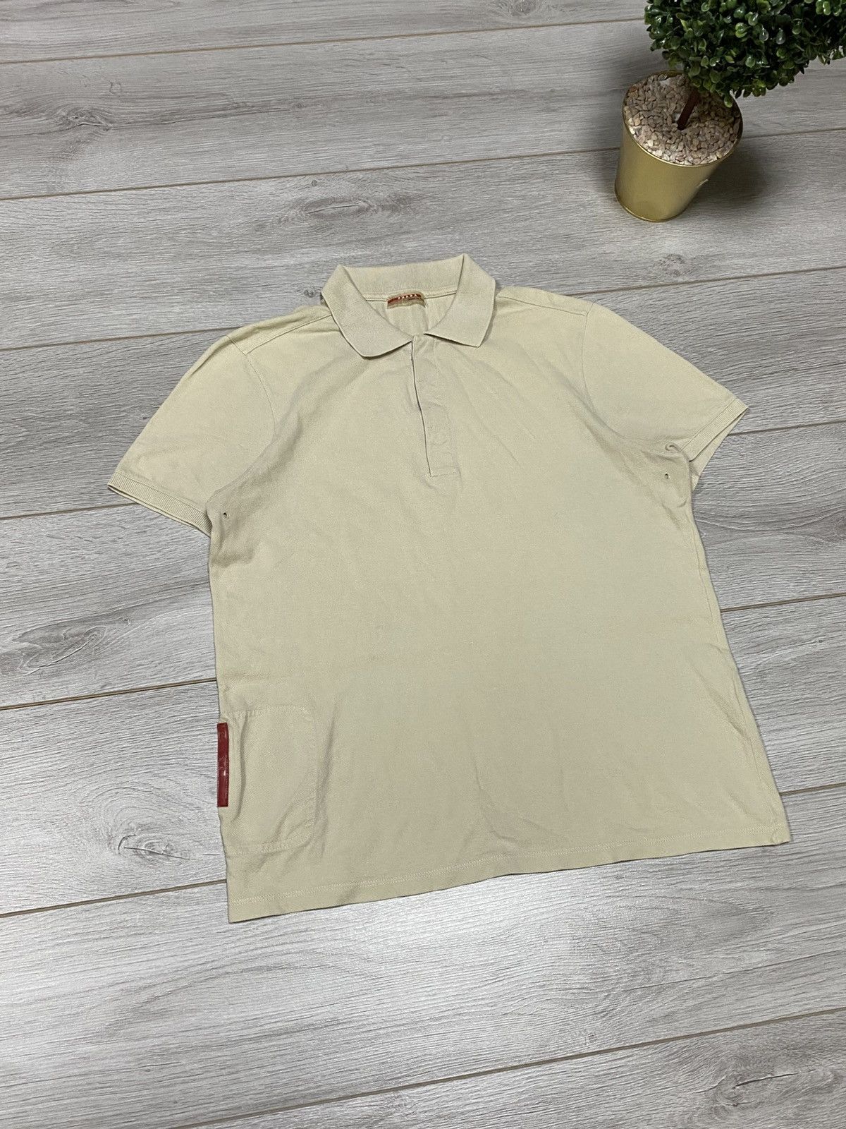 Prada Prada red tab pocket vintage polo Size US M / EU 48-50 / 2 - 1 Thumbnail