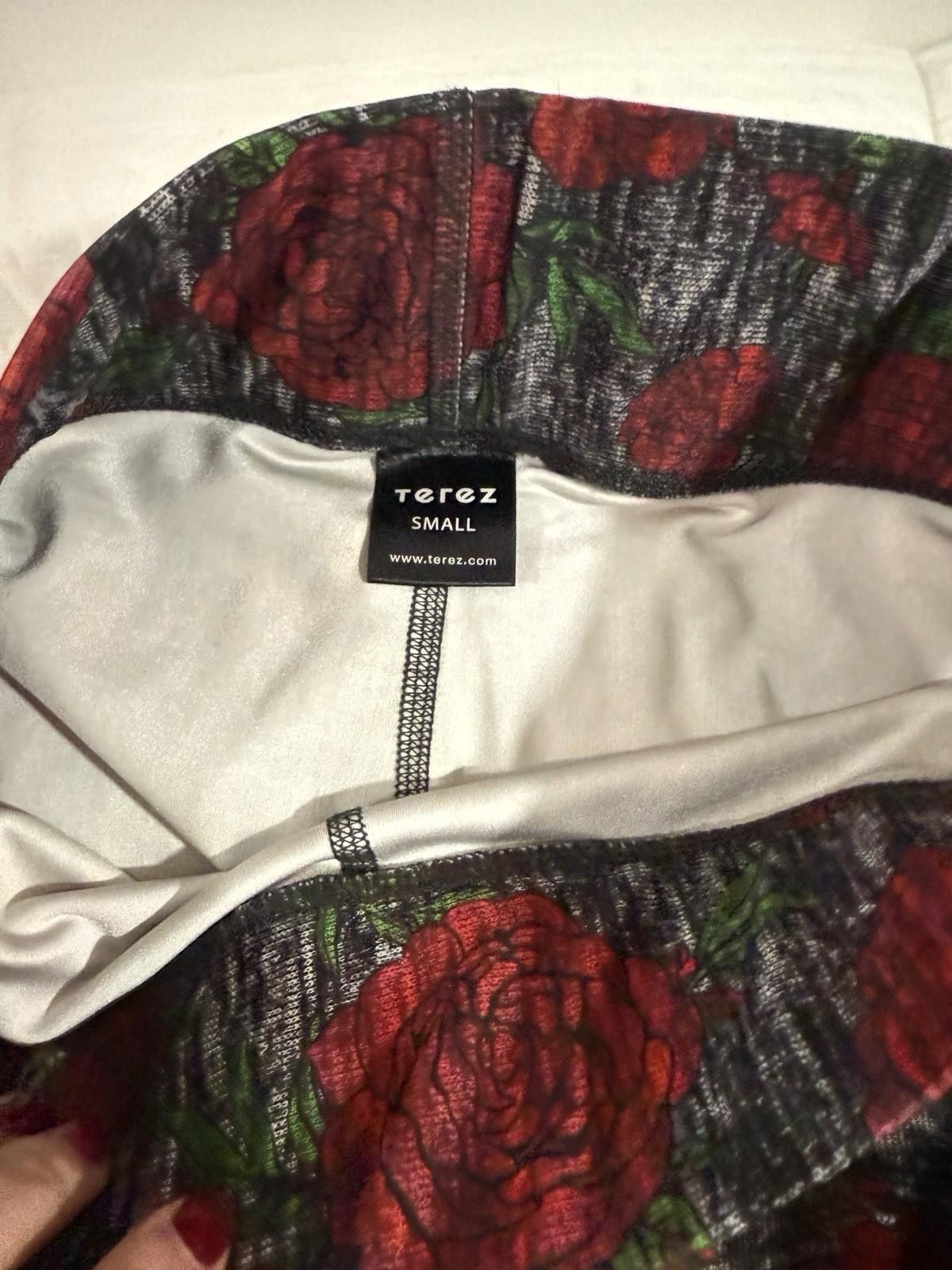 Other TEREZ LEGGINGS High Rise Yoga Sz S- worn ONCE Rose print Size 28" / US 6 / IT 42 - 5 Thumbnail