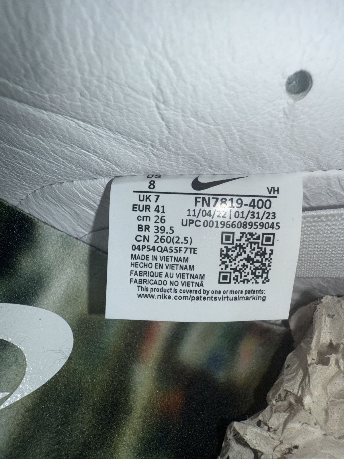 Nike One block at a time dunks Size US 8 / EU 41 - 8 Thumbnail