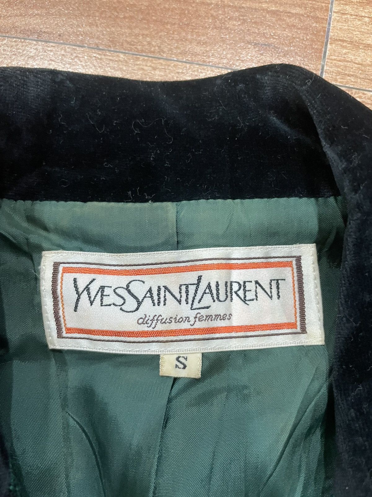 Yves Saint Laurent Vintage Yves Saint Laurent Blazers Size S / US 4 / IT 40 - 4 Thumbnail