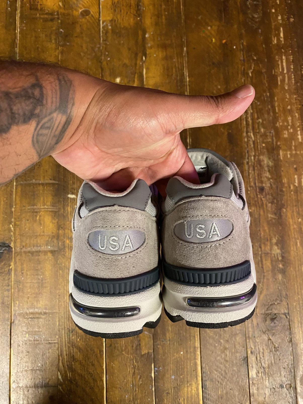 New Balance Kith x NB M990GR2 “Classics Collection” Size US 9 / EU 42 - 4 Thumbnail