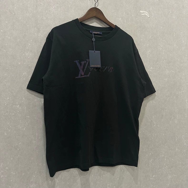 Louis Vuitton Louis Vuitton size 4l Spring Capsule Logo Letter Crew Neck Size US M / EU 48-50 / 2 - 3 Thumbnail