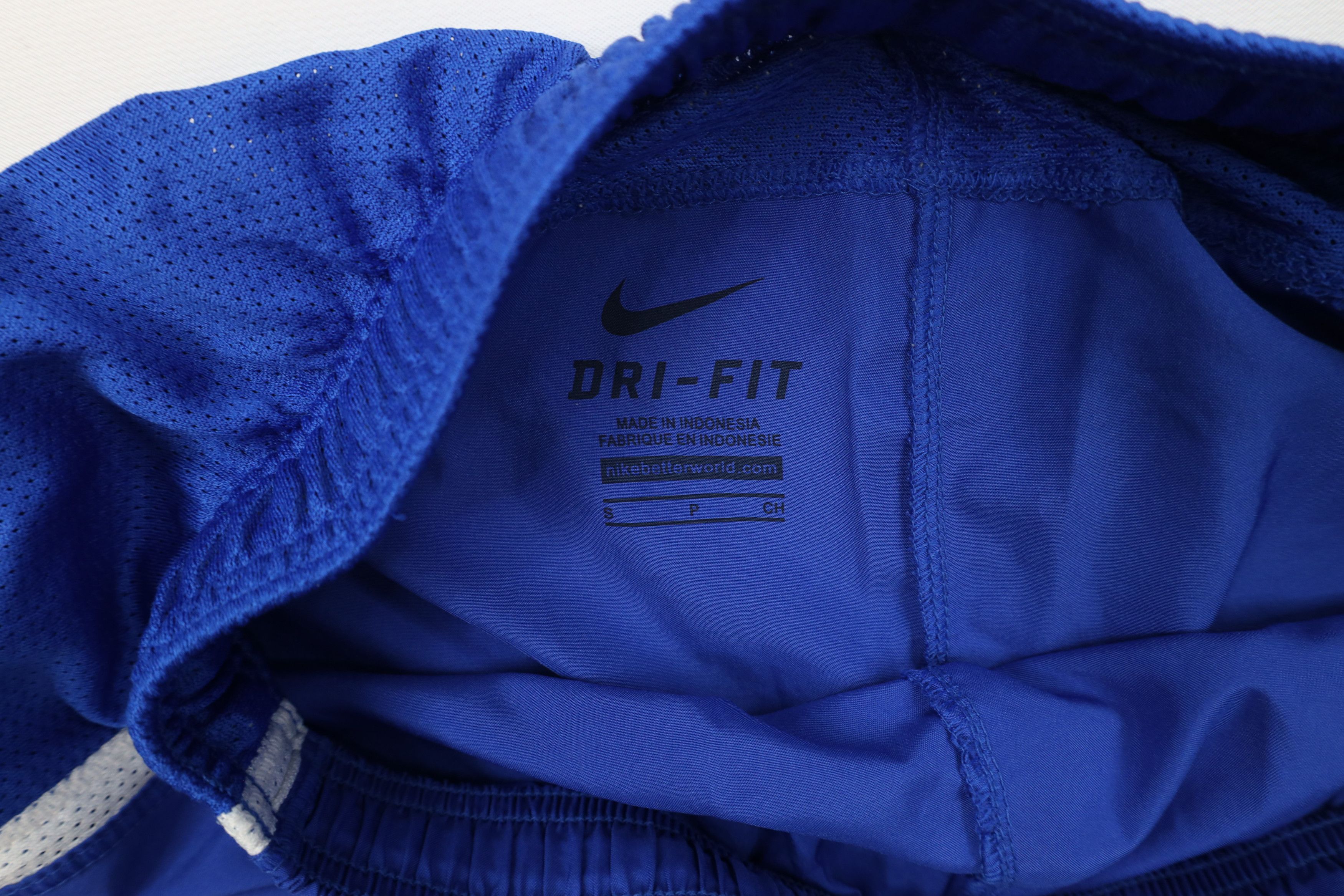 Nike × Vintage Vintage Nike Scott Mini Swoosh Above Knee Soccer Shorts Blue Size US 30 / EU 46 - 6 Thumbnail