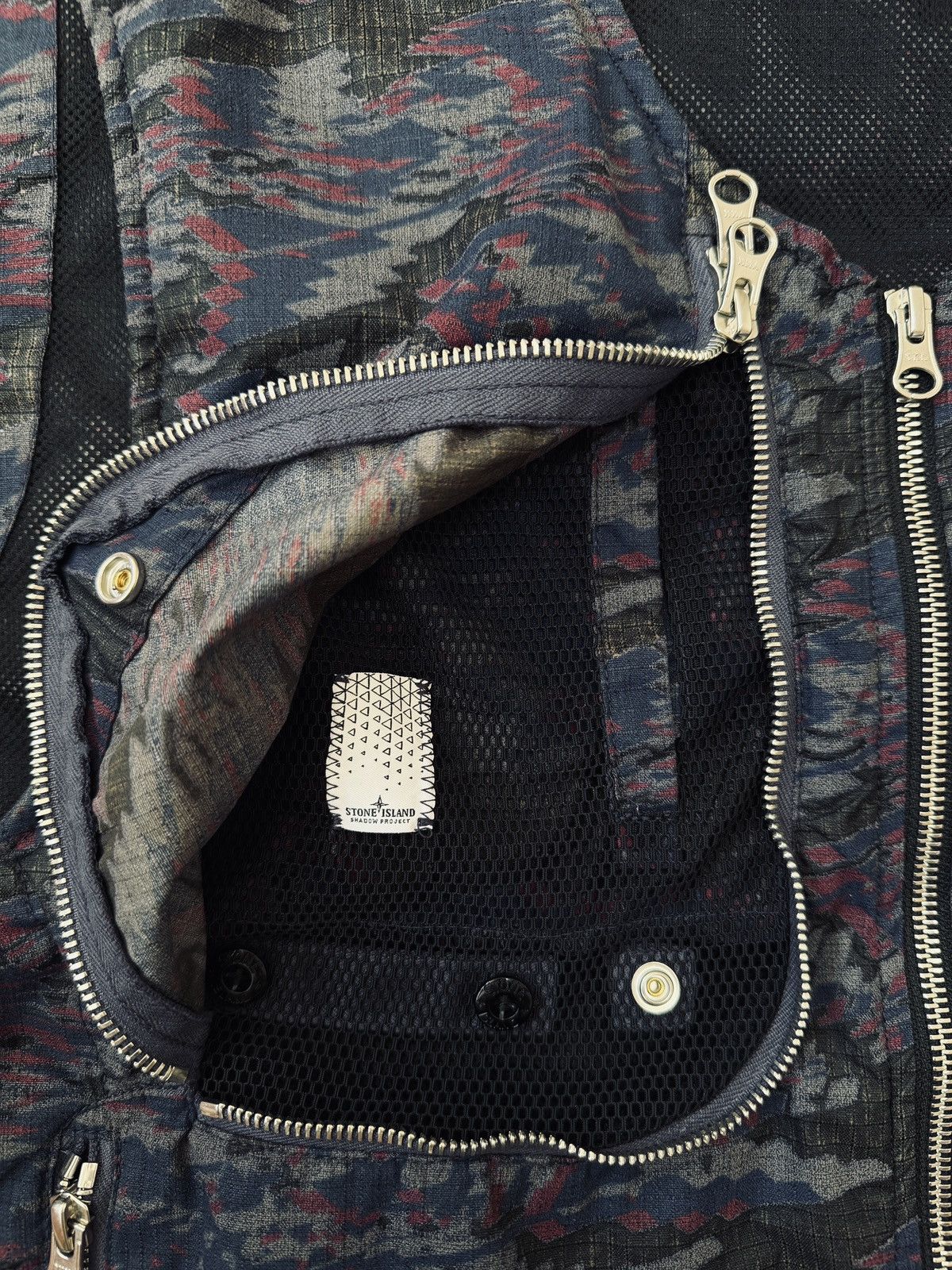 Stone Island Shadow Project Stone Island Shadow Project multi pocket Vest Size US L / EU 52-54 / 3 - 4 Thumbnail
