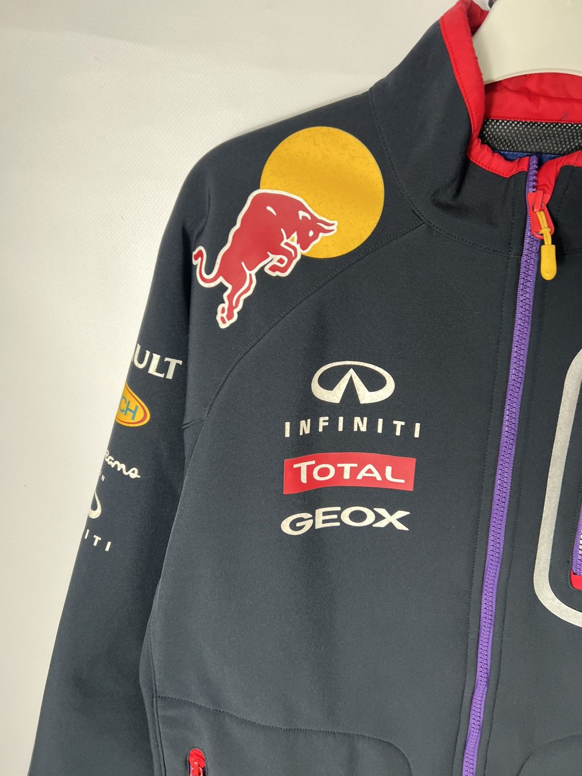 Formula 1 Vintage Infinity Red Bull Racing Jacket F1 Y2K Size US M / EU 48-50 / 2 - 5 Thumbnail