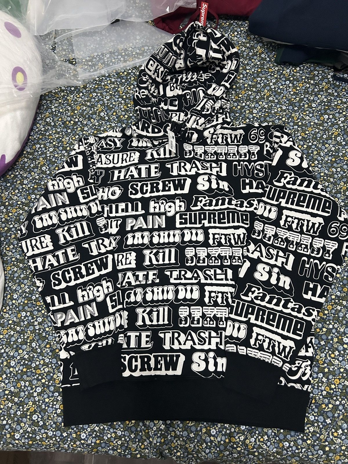 2017 Supreme x hysteric glamour text hoodie sweatshirt