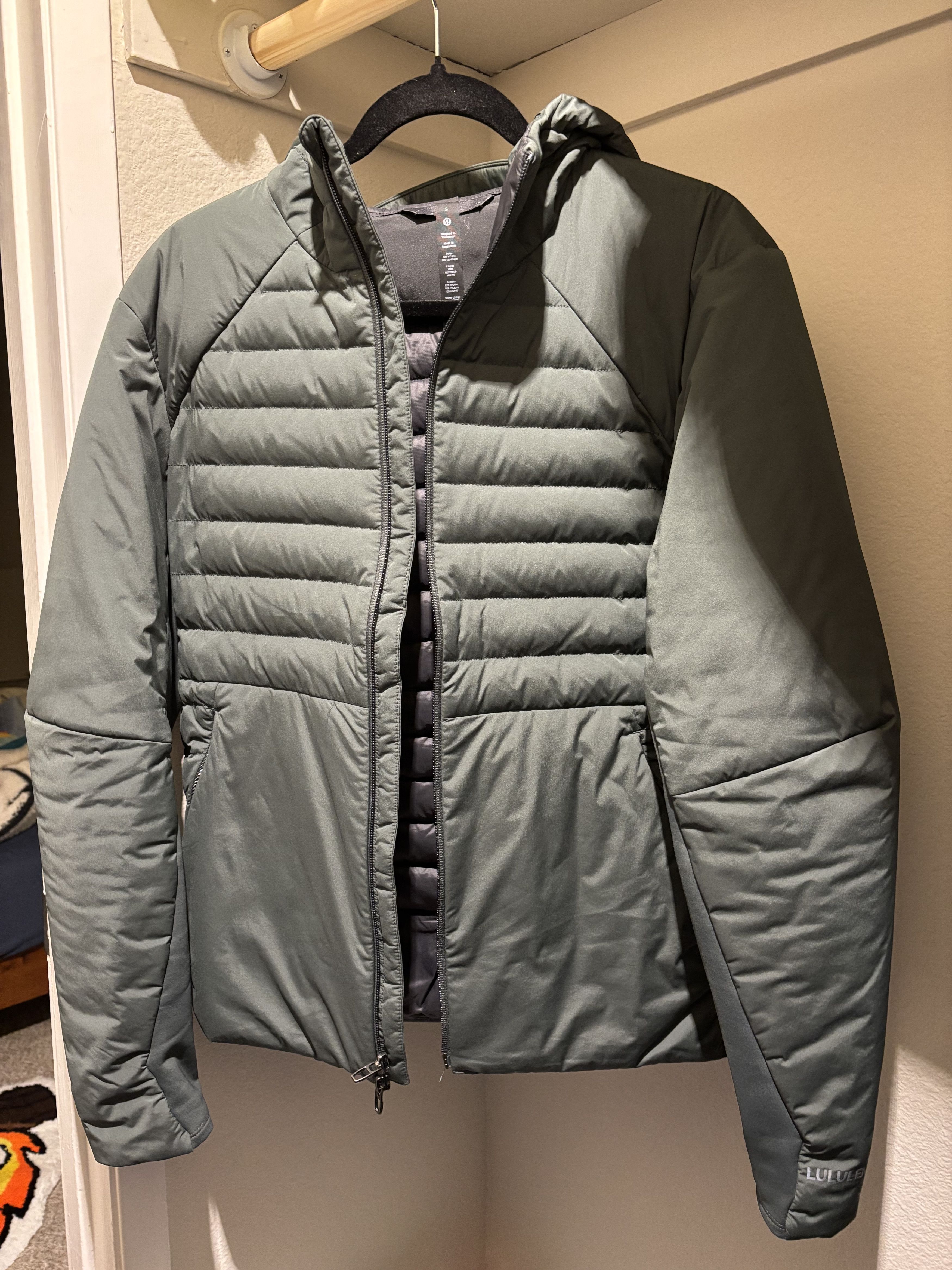 Lululemon Down for It All 700-Fill Hoodie Jacket Size US S / EU 44-46 / 1 - 2 Thumbnail