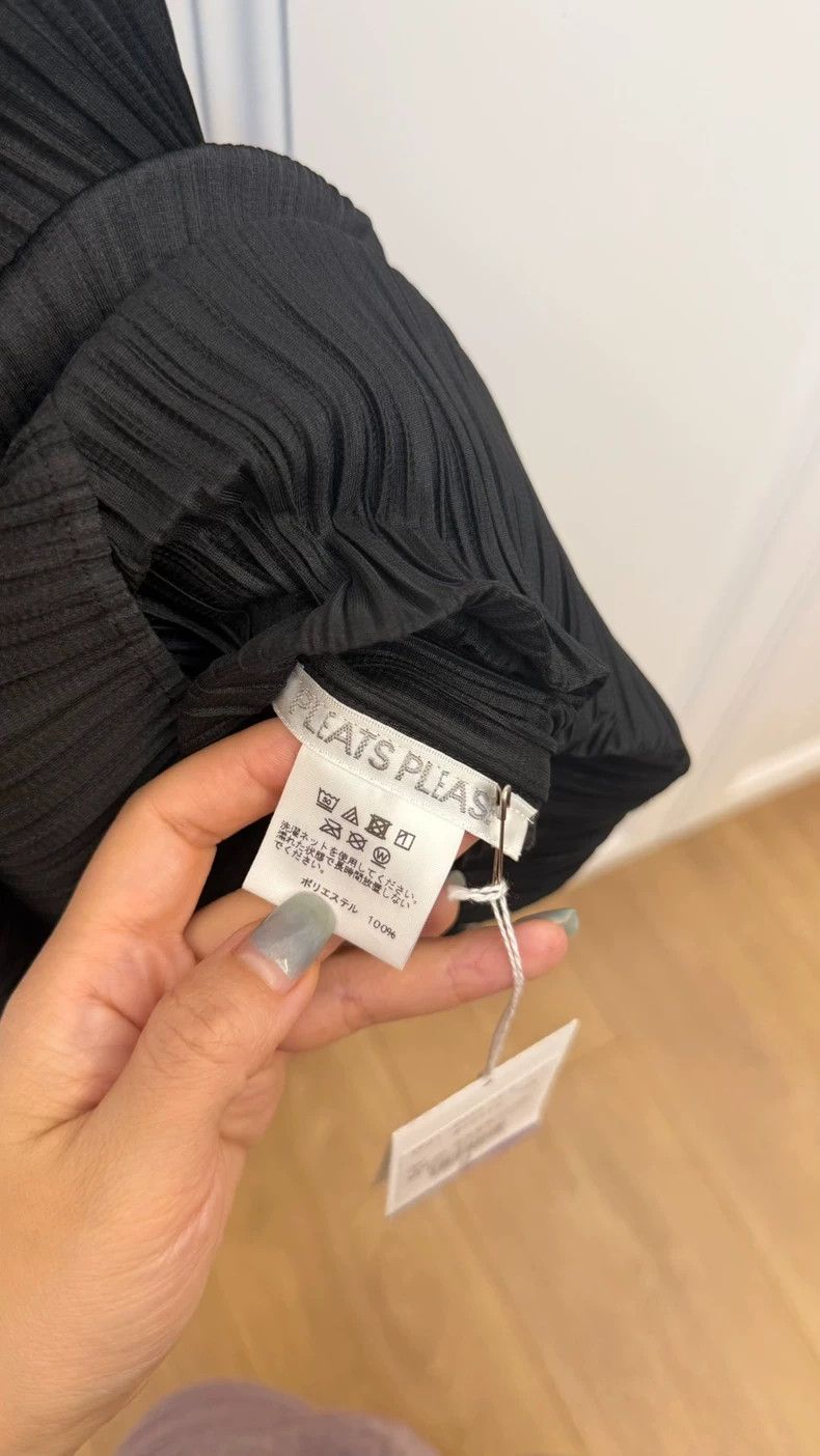 Issey Miyake Issey Miyake size:2 Black shrimp thread dress Size XS / US 0-2 / IT 36-38 - 2 Thumbnail