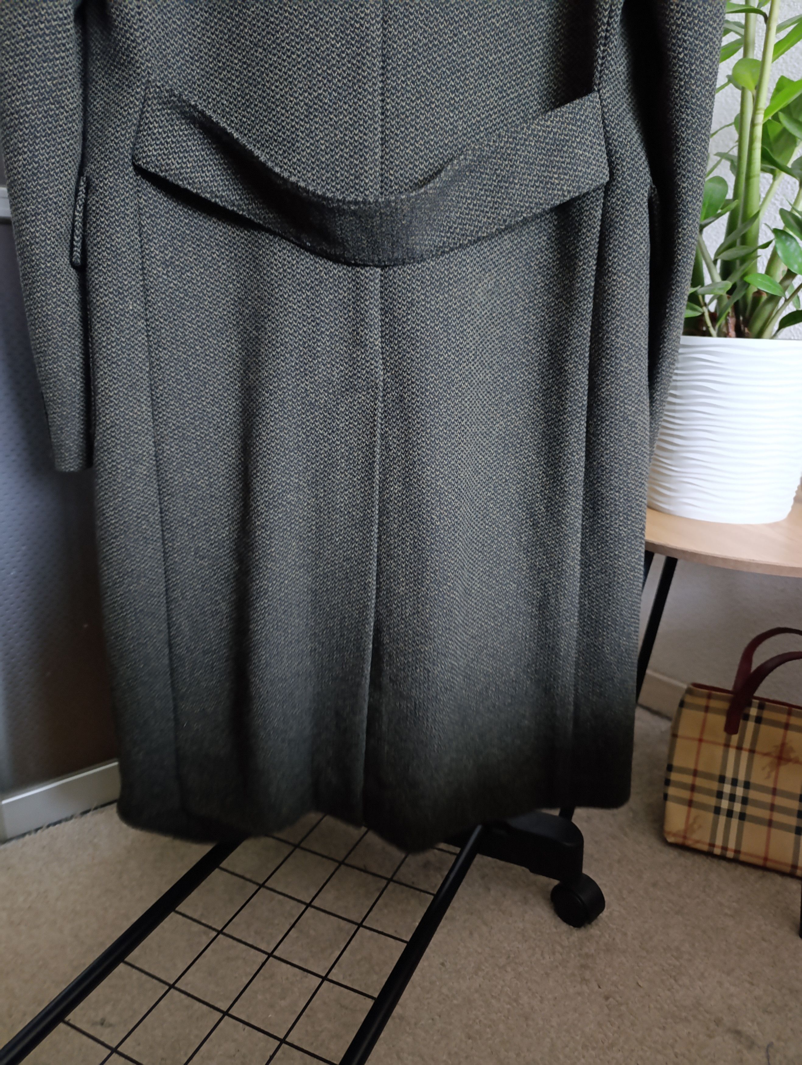 Corneliani CC COLLECTION CORNELIANI MENS WOOL COATS Size US M / EU 48-50 / 2 - 18 Thumbnail