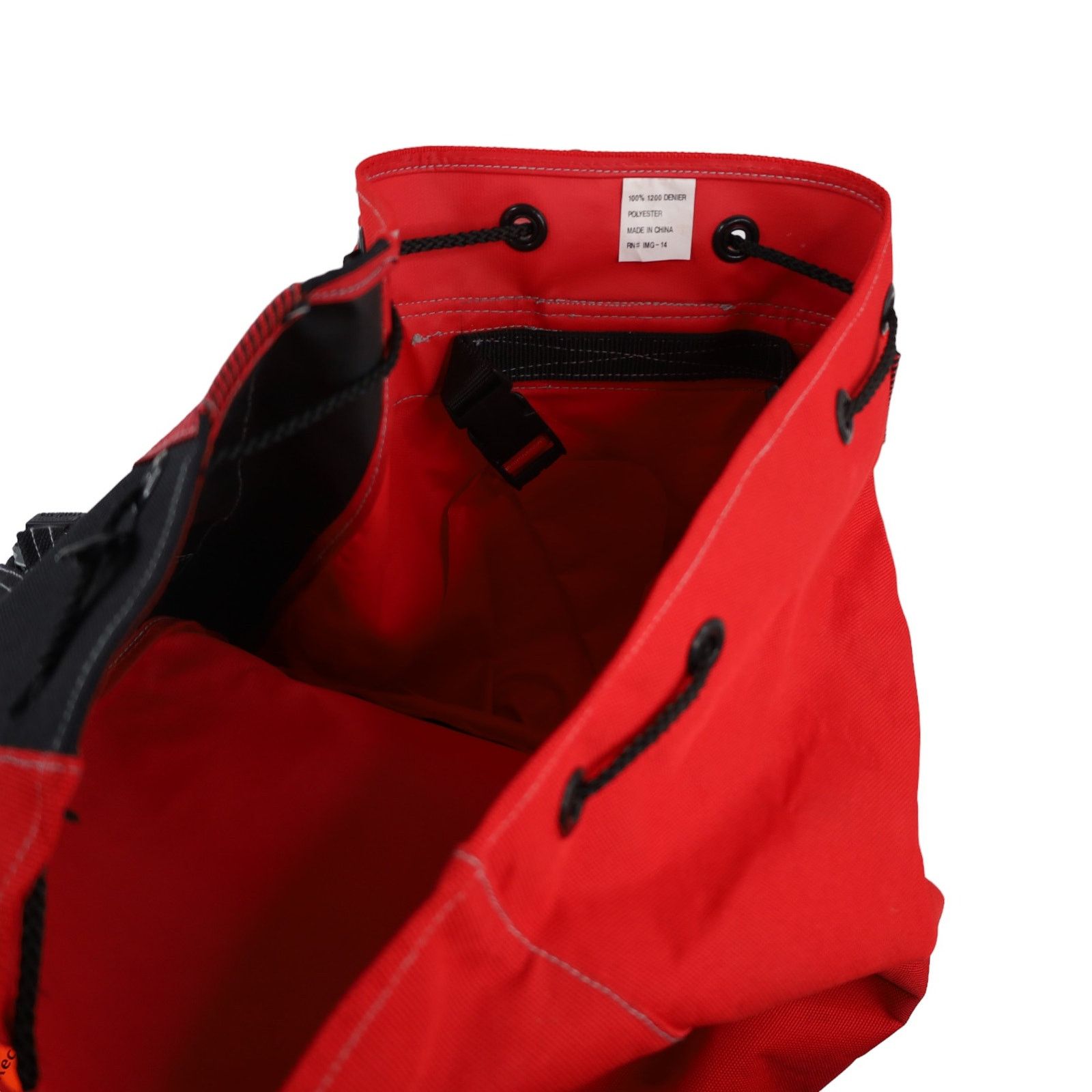 Marlboro Vintage Marlboro Large Duffle Bag Sling Backpack Red Size ONE SIZE - 8 Thumbnail
