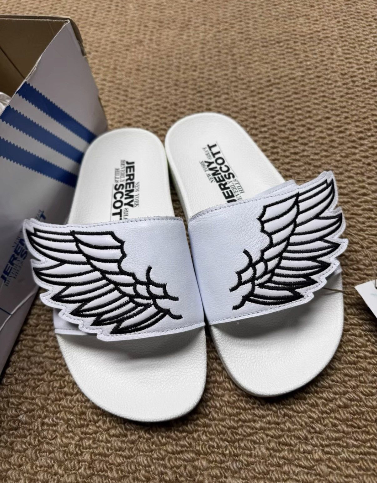 Adidas Adidas Jeremy Scott Wings Slide K37 Size US 8 / IT 38 - 1 Thumbnail