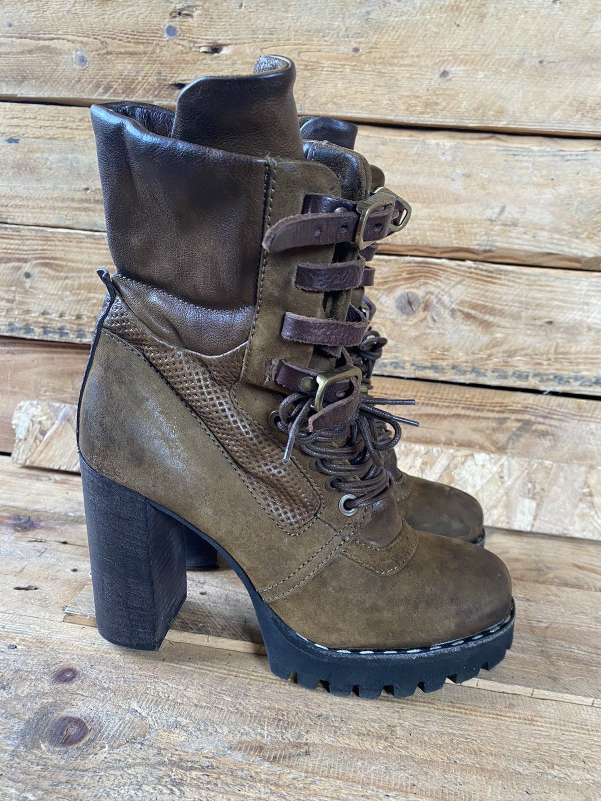 Vintage As 98 olive green heeled boots Size US 7 / IT 37 - 8 Thumbnail