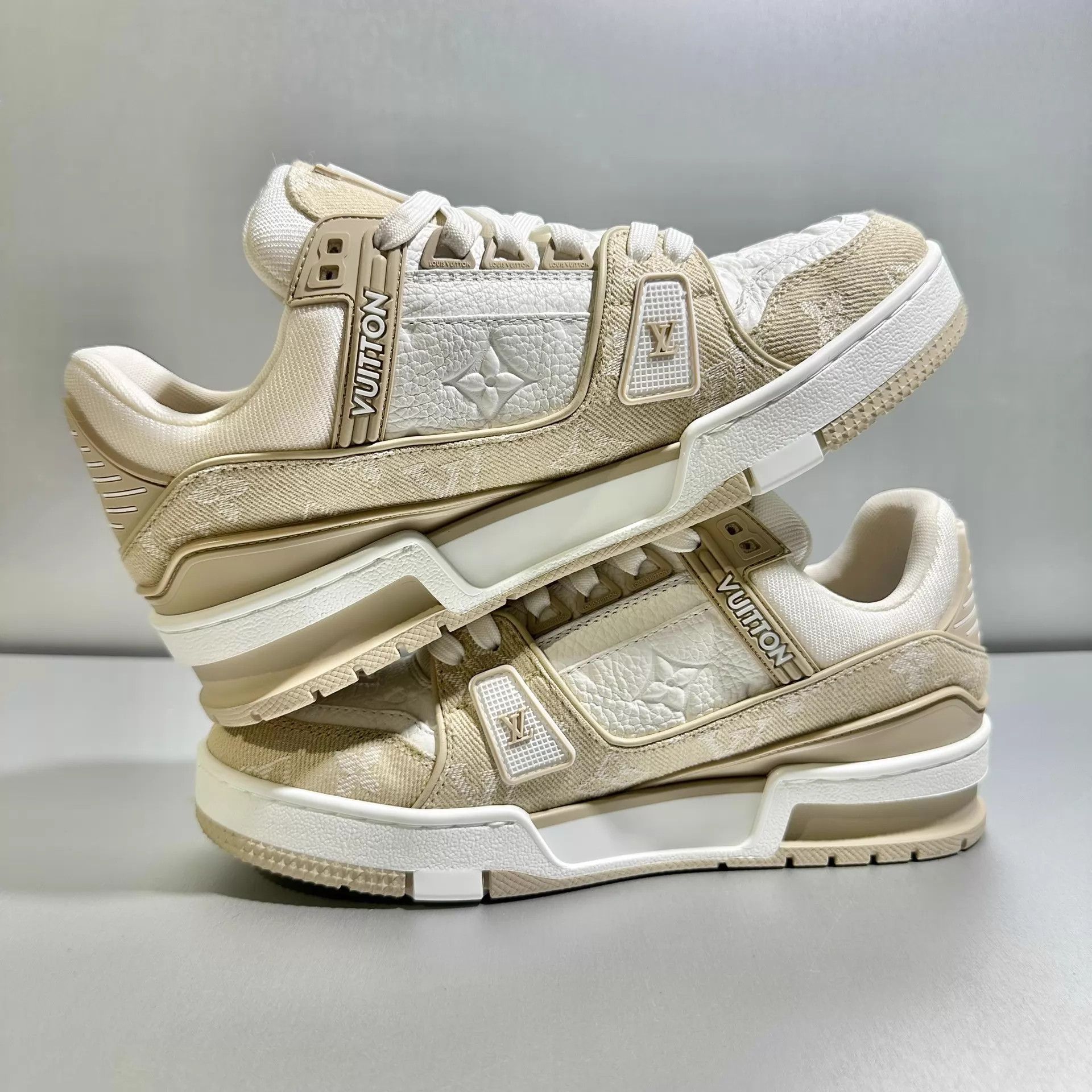 Louis Vuitton Louis Vuitton Trainer new beige denim EU36 worn once Size US 5.5 / IT 35.5 - 4 Thumbnail