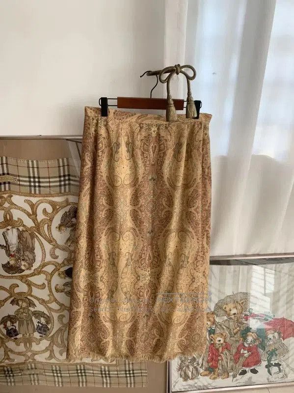 Burberry Burberry Khaki Cotton Blend Midi Skirt. Size 28" / US 6 / IT 42 - 4 Thumbnail
