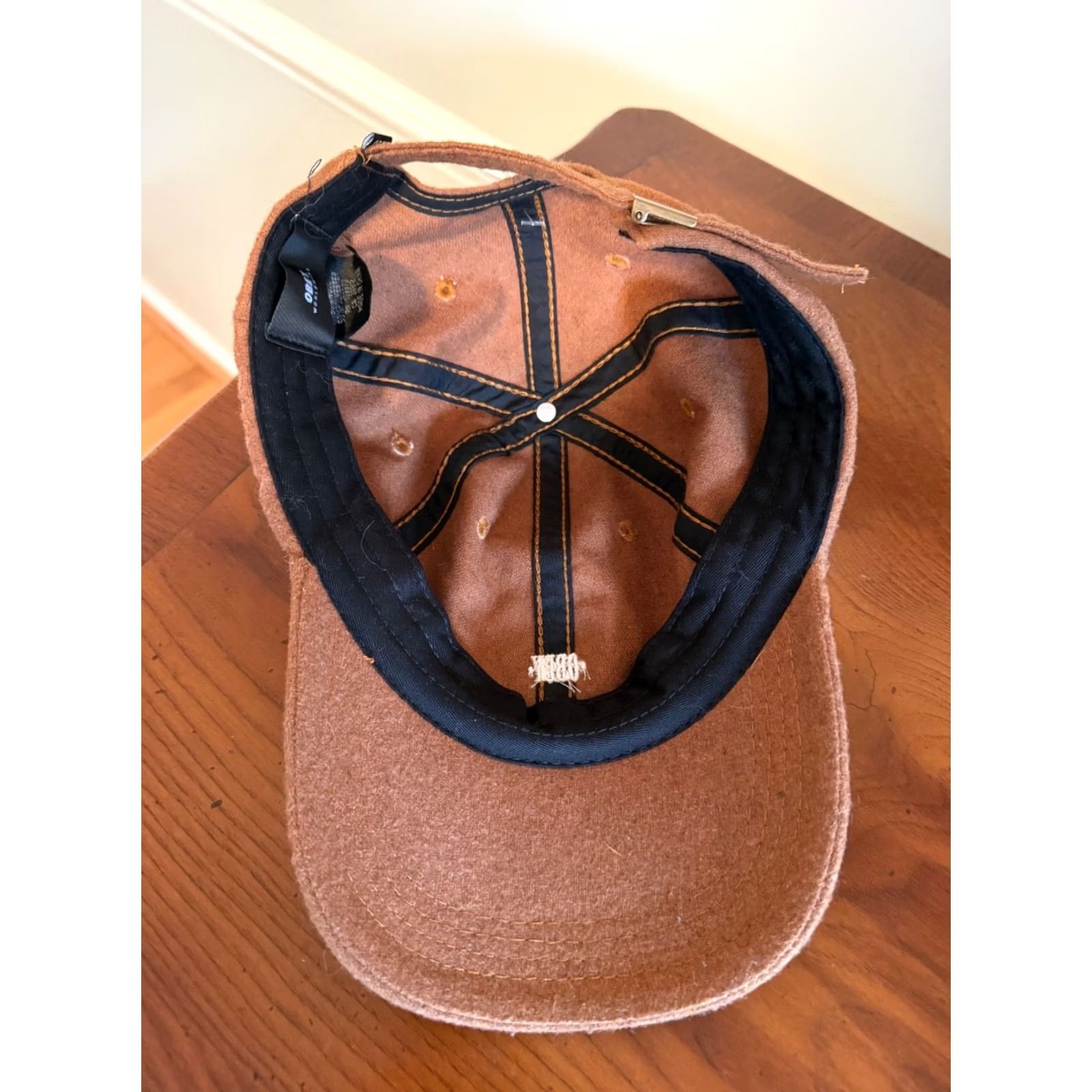 Obey OBEY Tan Adjustable Logo Hat Wool Blend Khaki Small Logo Beiges Beige Men Adjustable Snapback Wool/Acrylic Mens Hat Size ONE SIZE - 4 Thumbnail