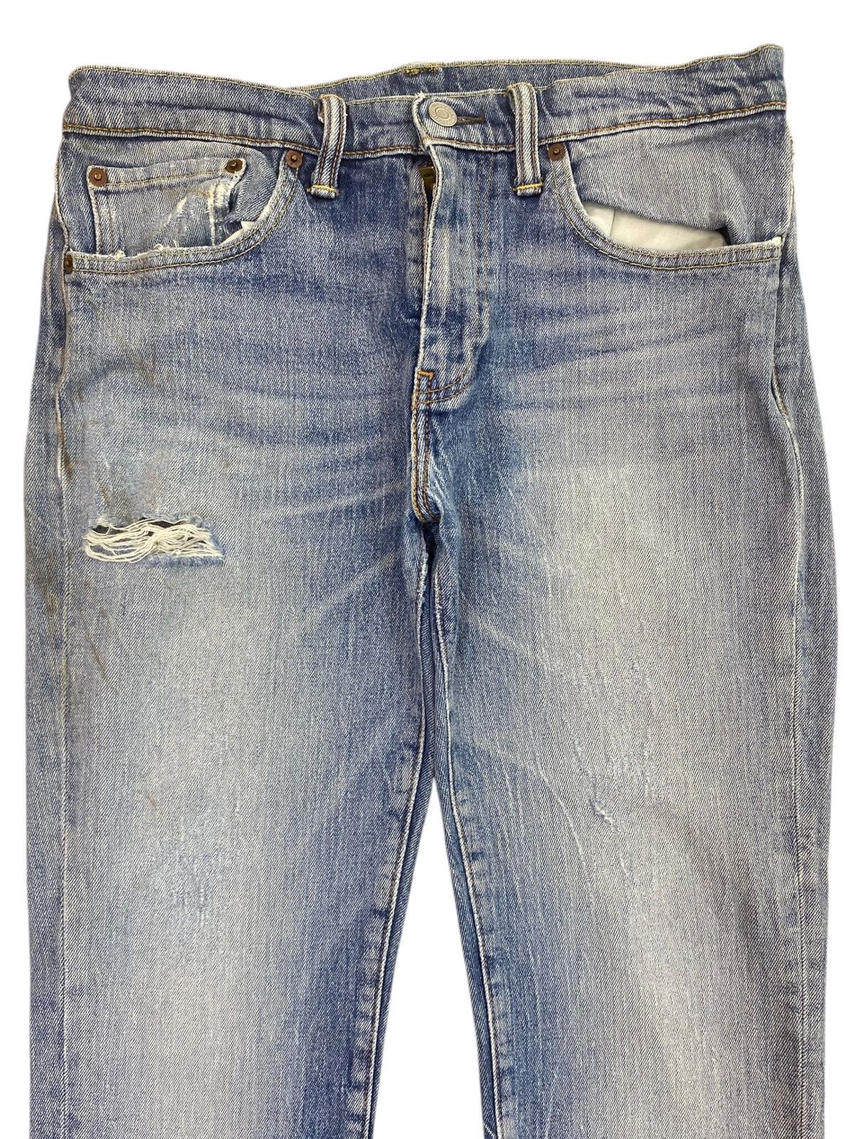Levi's Levi’s Whiskers Faded Wash Style Straight Cut Jeans Size US 30 / EU 46 - 2 Thumbnail