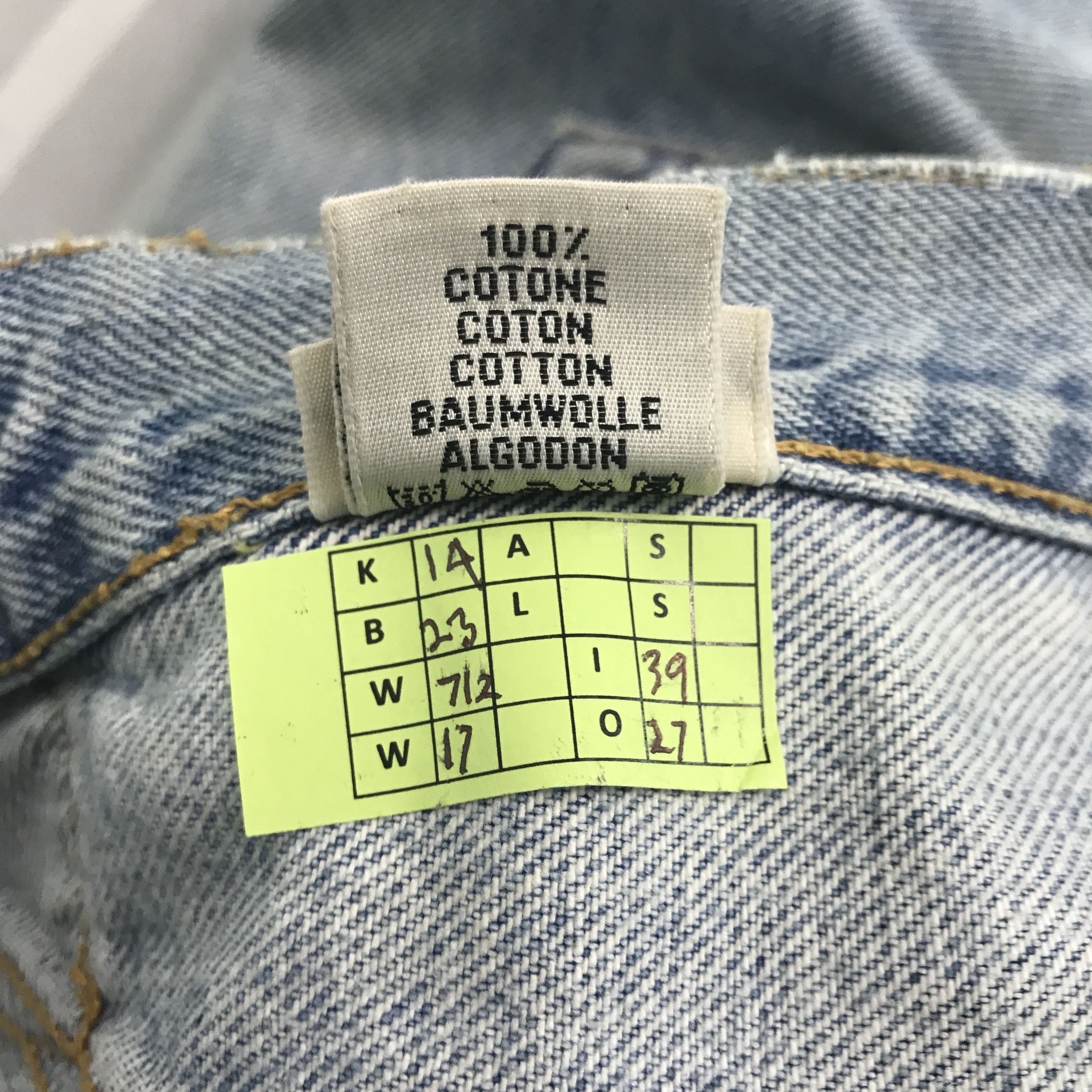 Replay × Vintage Vintage Replay Light wash baggy Denim Size US 32 / EU 48 - 14 Thumbnail