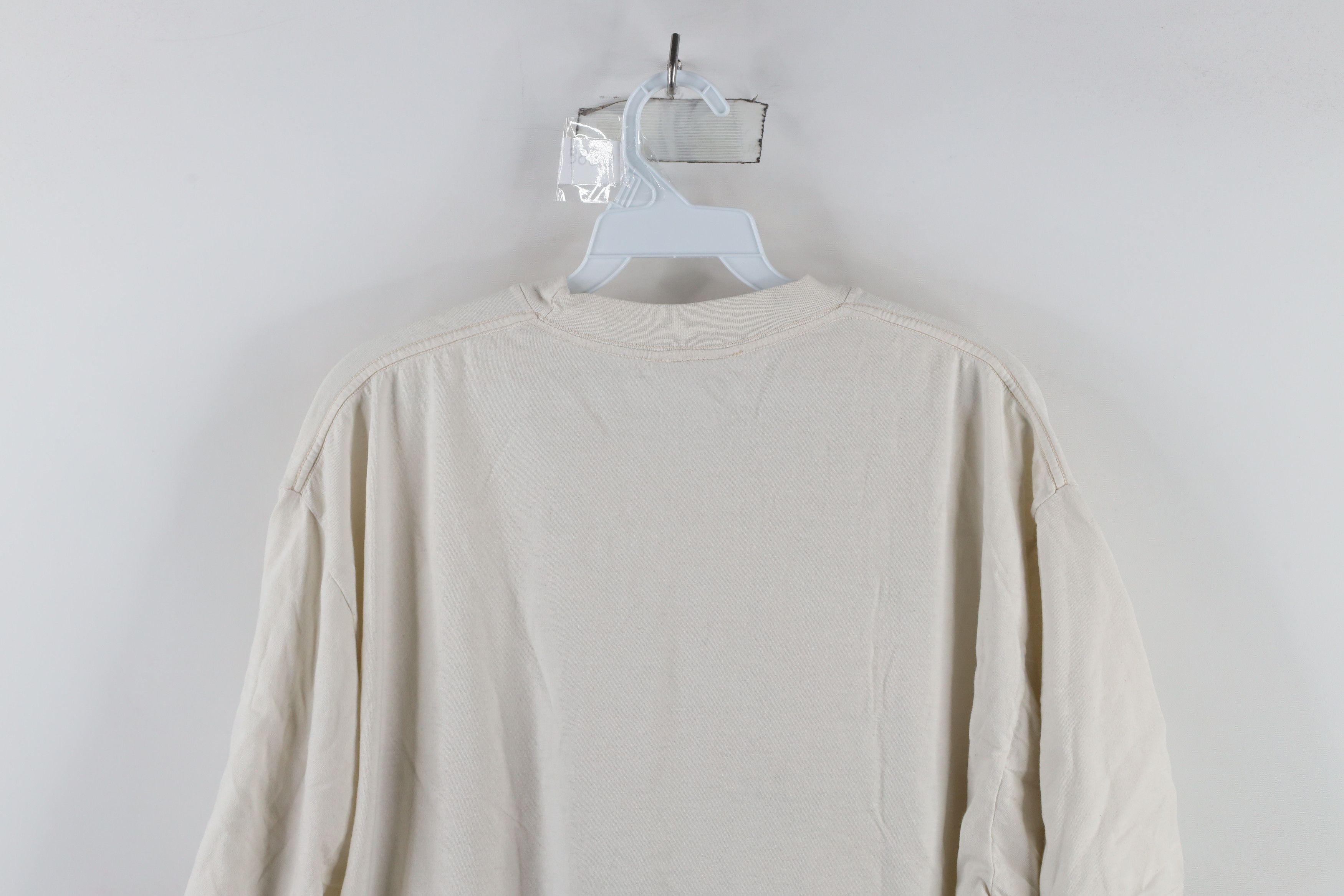 Vintage Vintage 90s Streetwear Spell Out Under Gardener T-Shirt Size US L / EU 52-54 / 3 - 11 Thumbnail