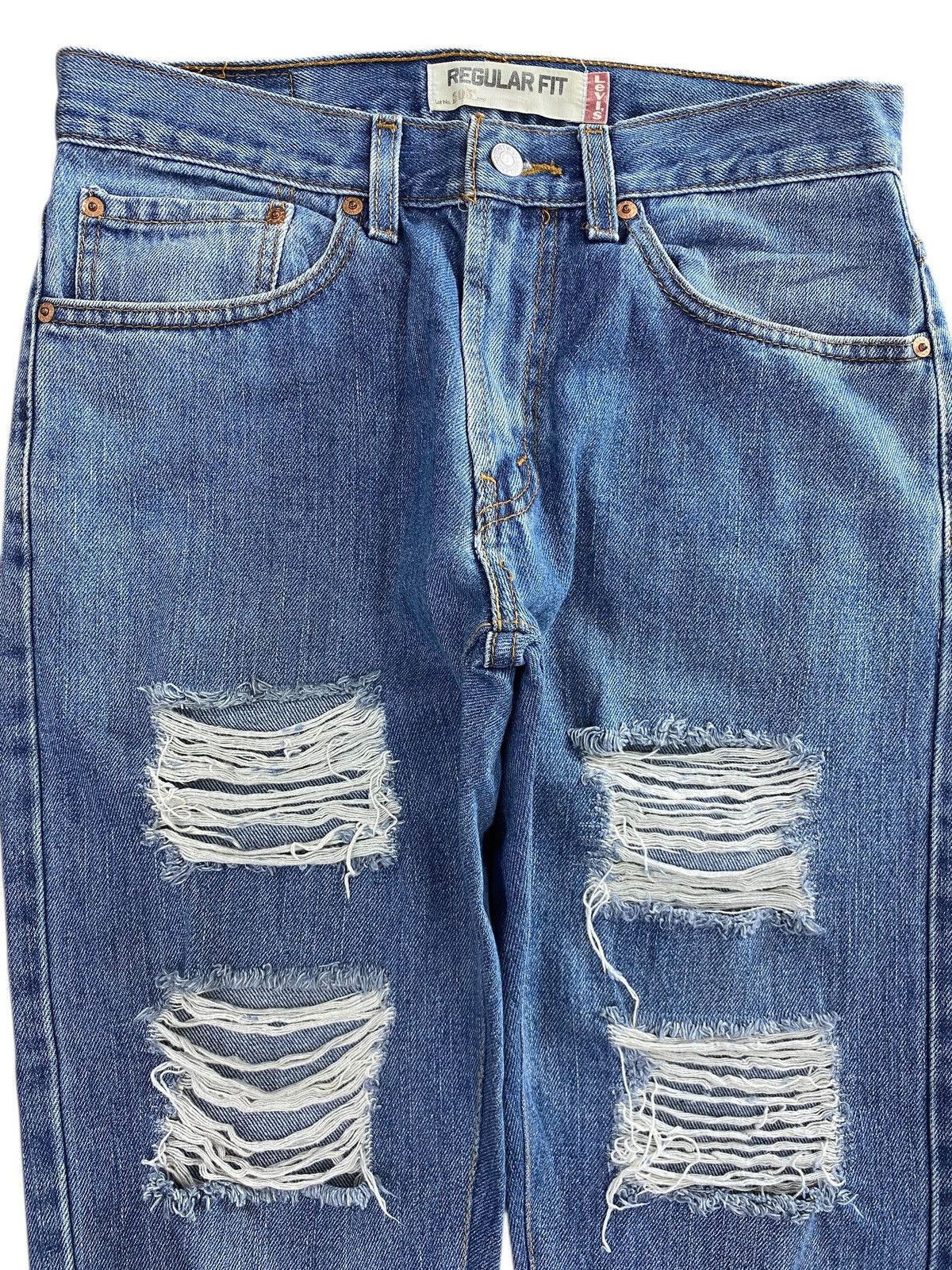 Levi's Levi’s Blue Wash Distressed Skinny Style Jean Size US 30 / EU 46 - 2 Thumbnail