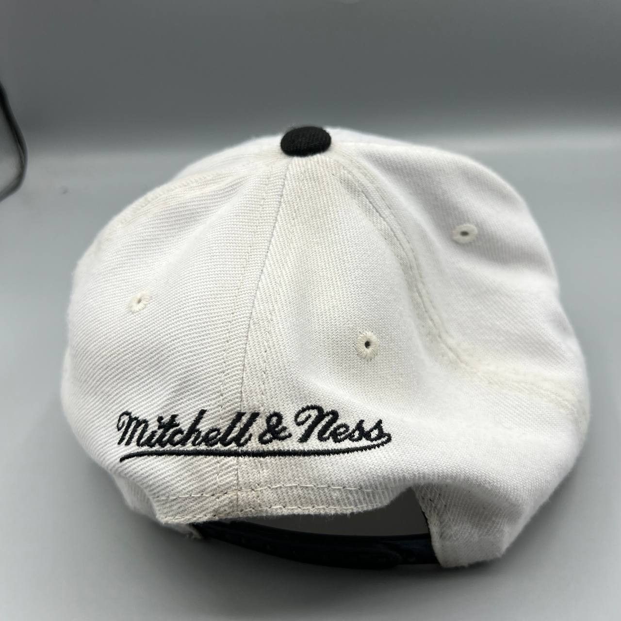 Mitchell & Ness Los Angeles Lakers Hat Men NBA Mitchell & Ness Snap Back Cap Size ONE SIZE - 5 Thumbnail