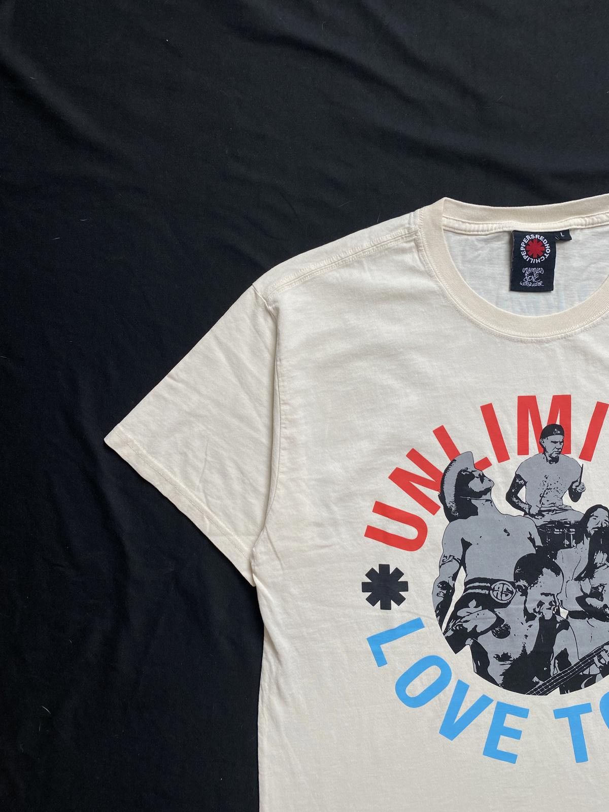 Japanese Brand Rare Red Hot Chili Peppers Unlimited Love T-shirt Large Size US L / EU 52-54 / 3 - 2 Thumbnail