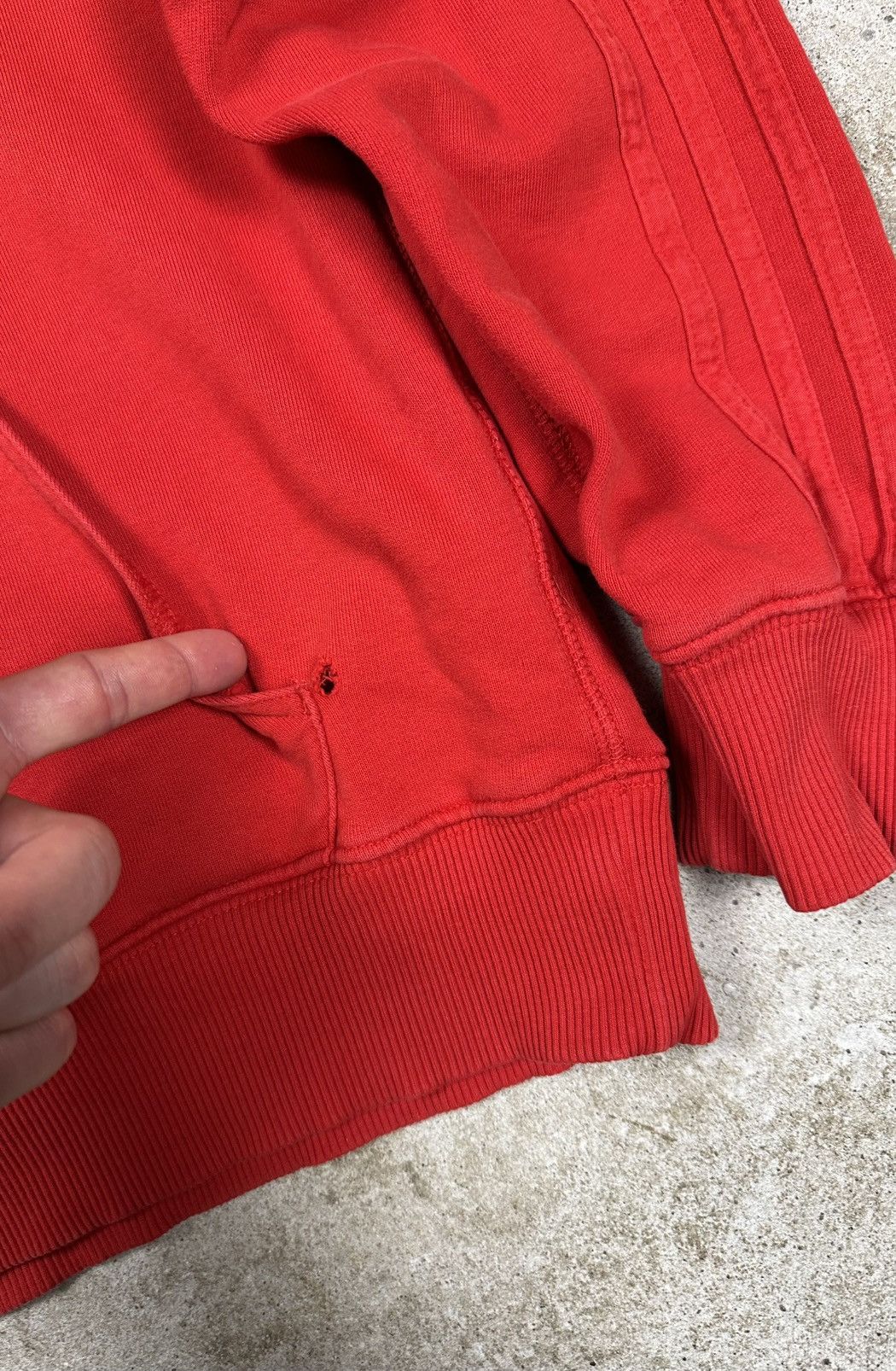 Adidas × Japanese Brand × Vintage Vintage Y2K Adidas Osaka Japan Red Hoodie Sweatshirt Size US S / EU 44-46 / 1 - 3 Thumbnail
