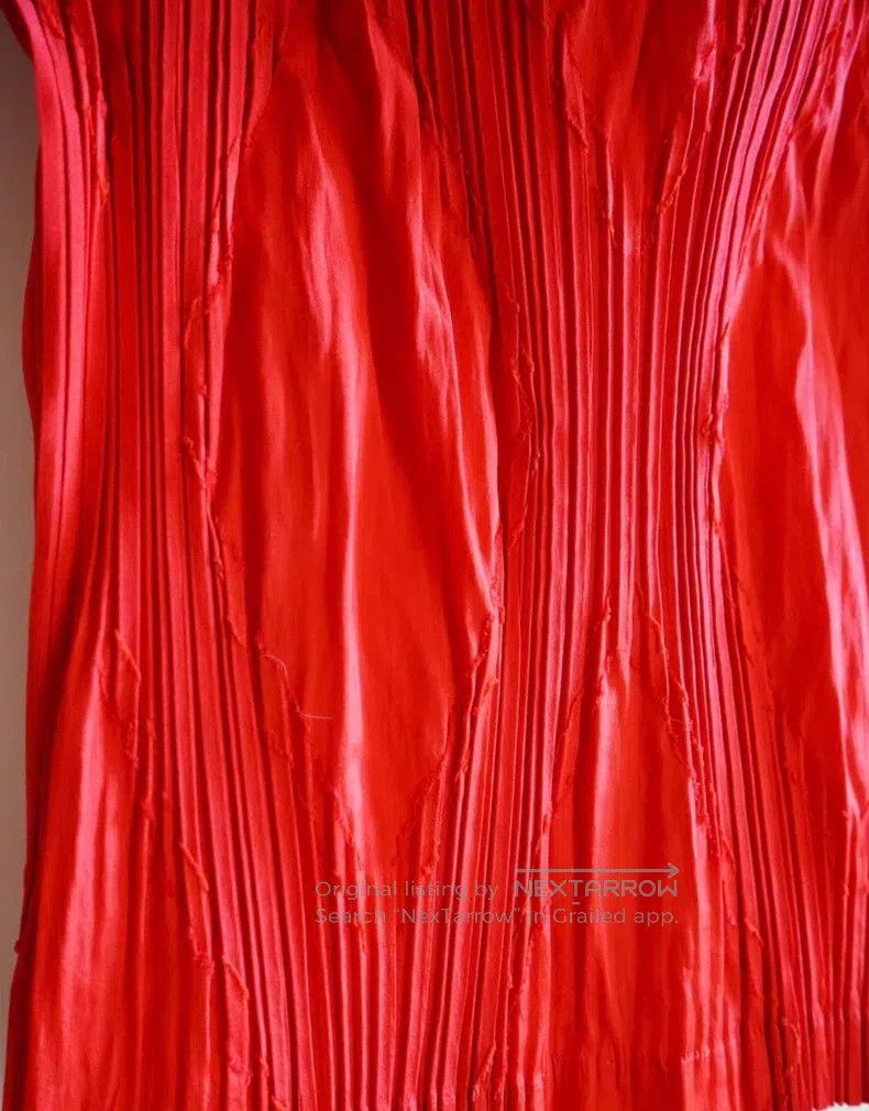 Issey Miyake Issey Miyake Red Short Sleeve Size M / US 6-8 / IT 42-44 - 3 Thumbnail