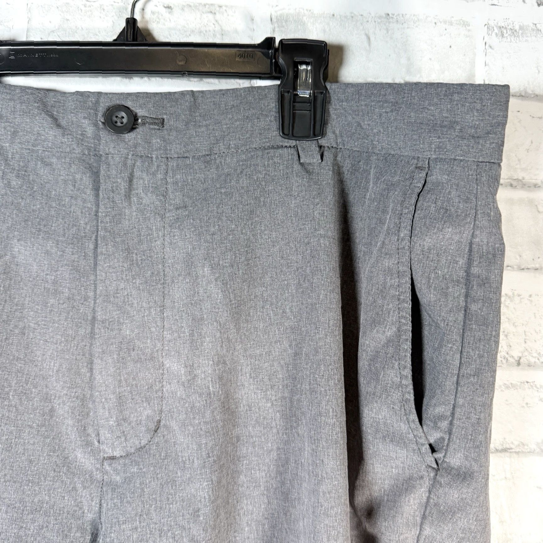 Vineyard Vines Vineyard Vines Gray Polyester Blend Casual Shorts Mens Size 38 Size US 38 / EU 54 - 2 Thumbnail