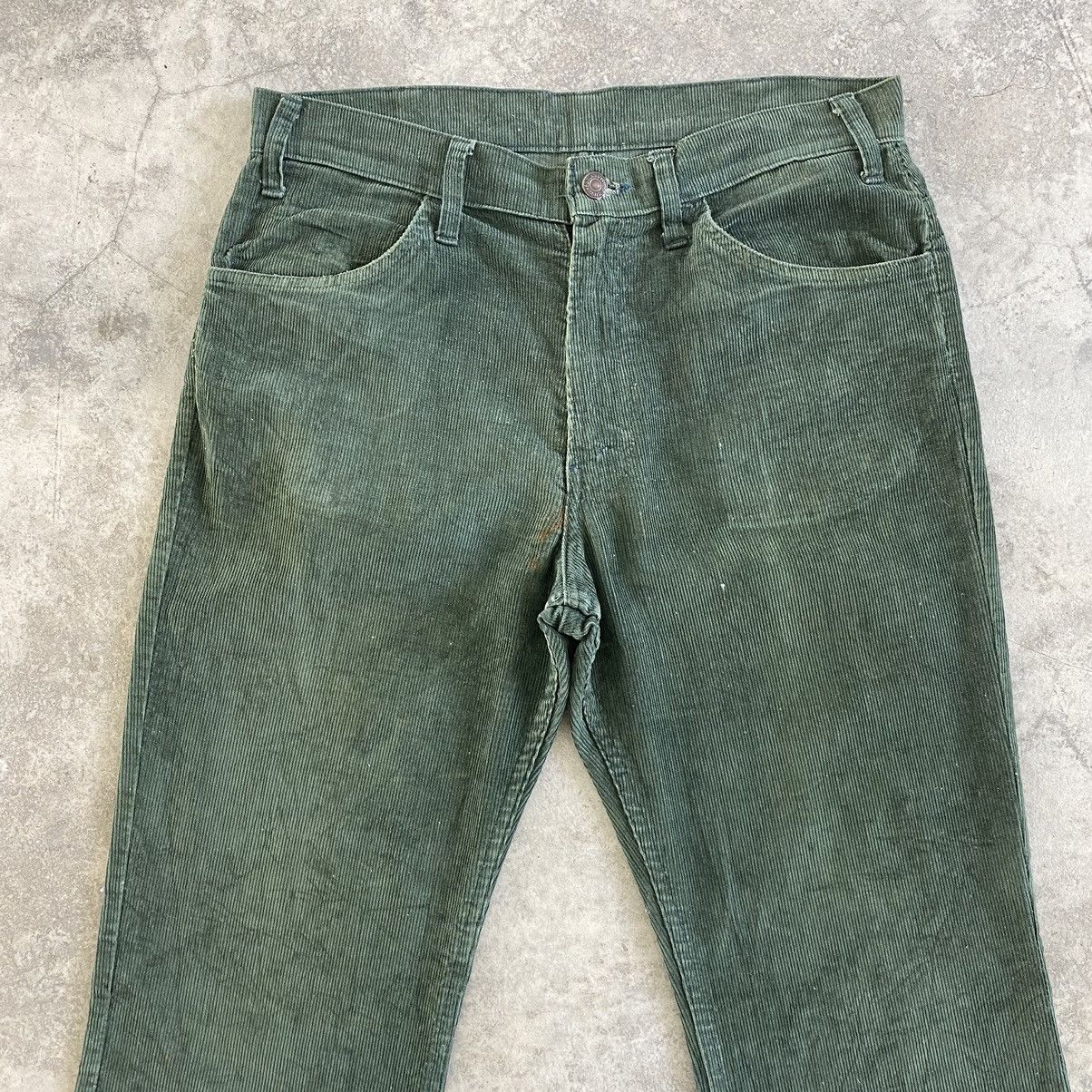 Levi's Vintage 1973 Levis 646 Faded Green Corduroy Flared Jeans Size US 31 - 4 Thumbnail