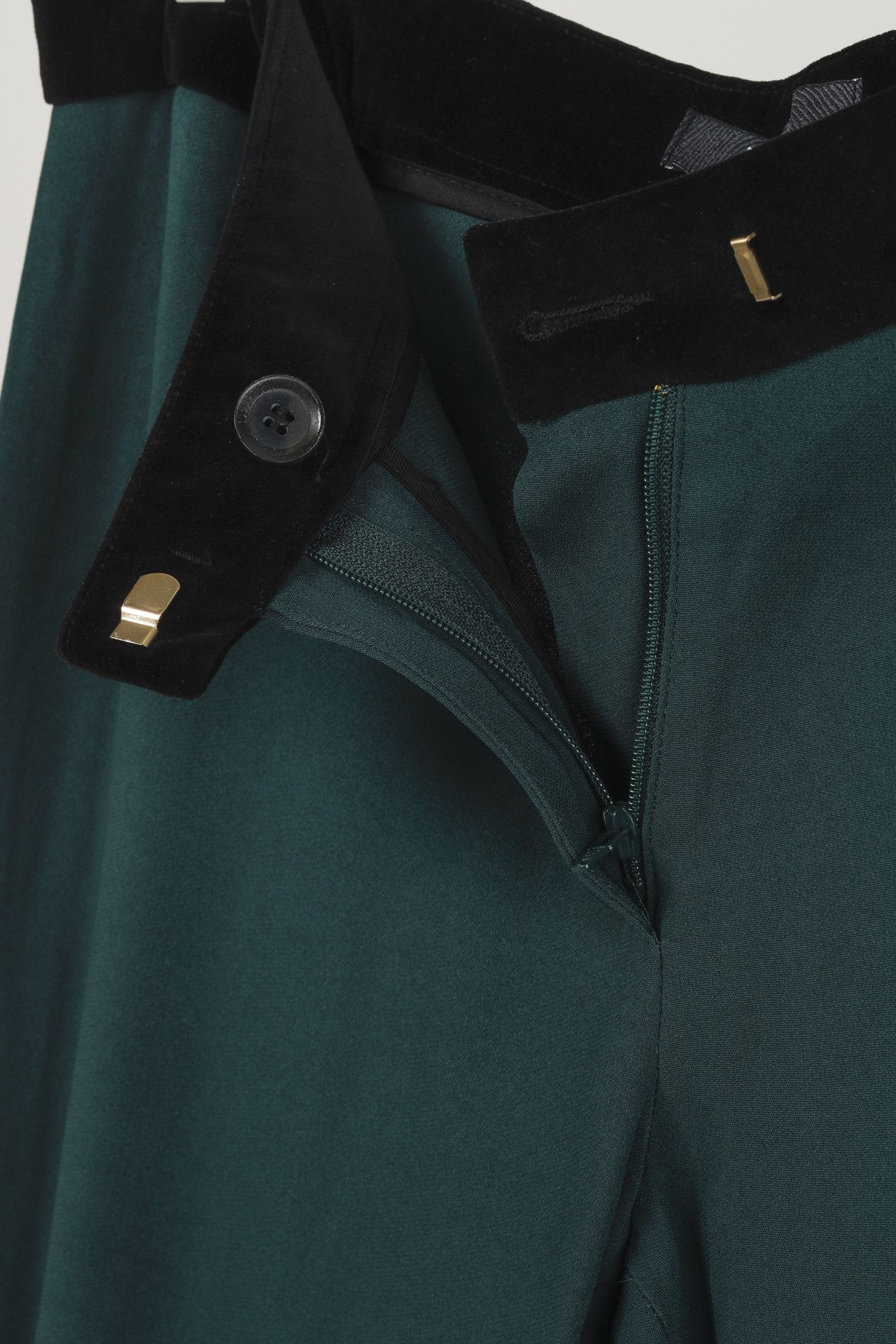 Just Cavalli Just Cavalli Green Velvet Waist Trousers Size 33" - 8 Thumbnail