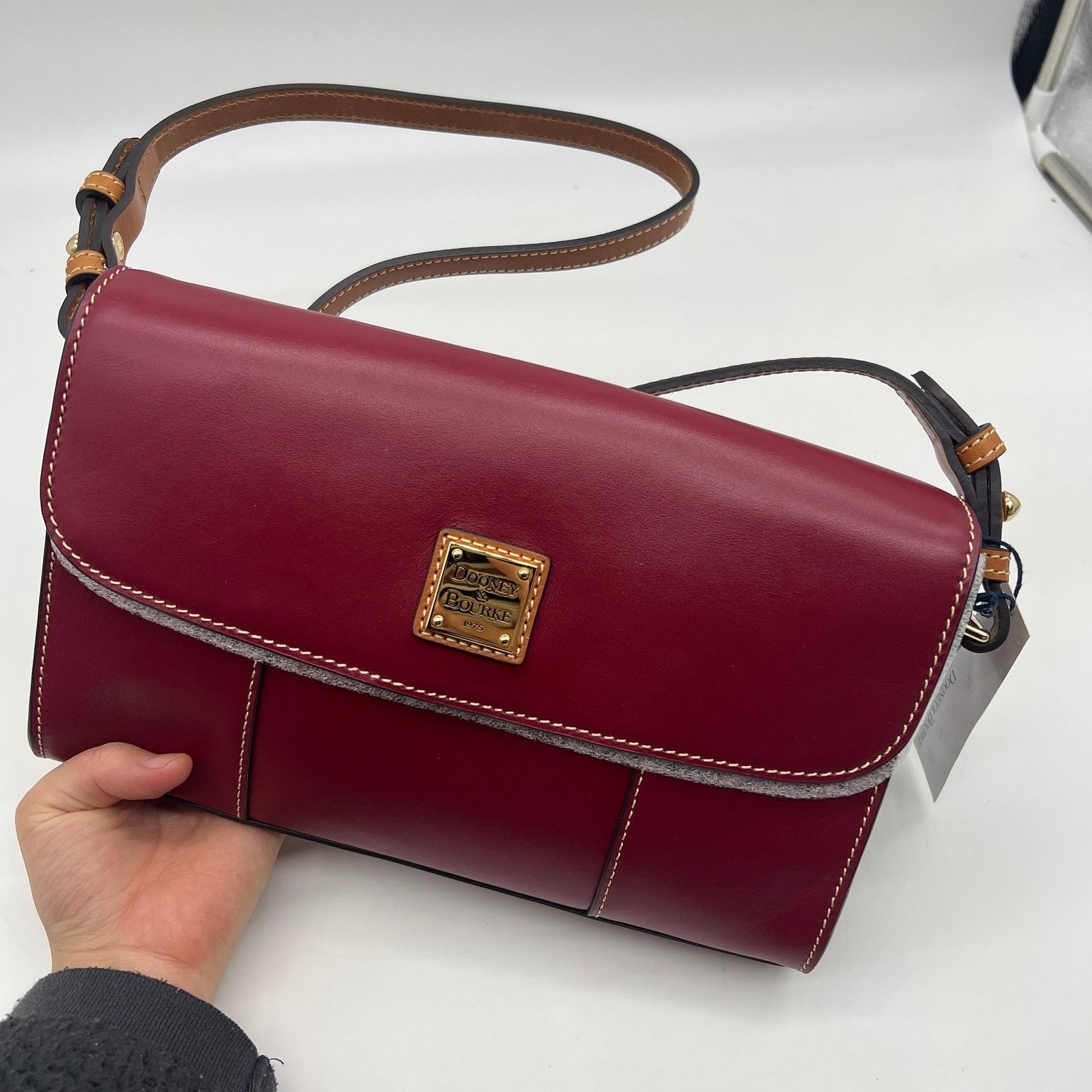 Dooney & Bourke Dooney & Bourke Wexford Leather Casey Clutch Mulberry Size ONE SIZE - 10 Thumbnail
