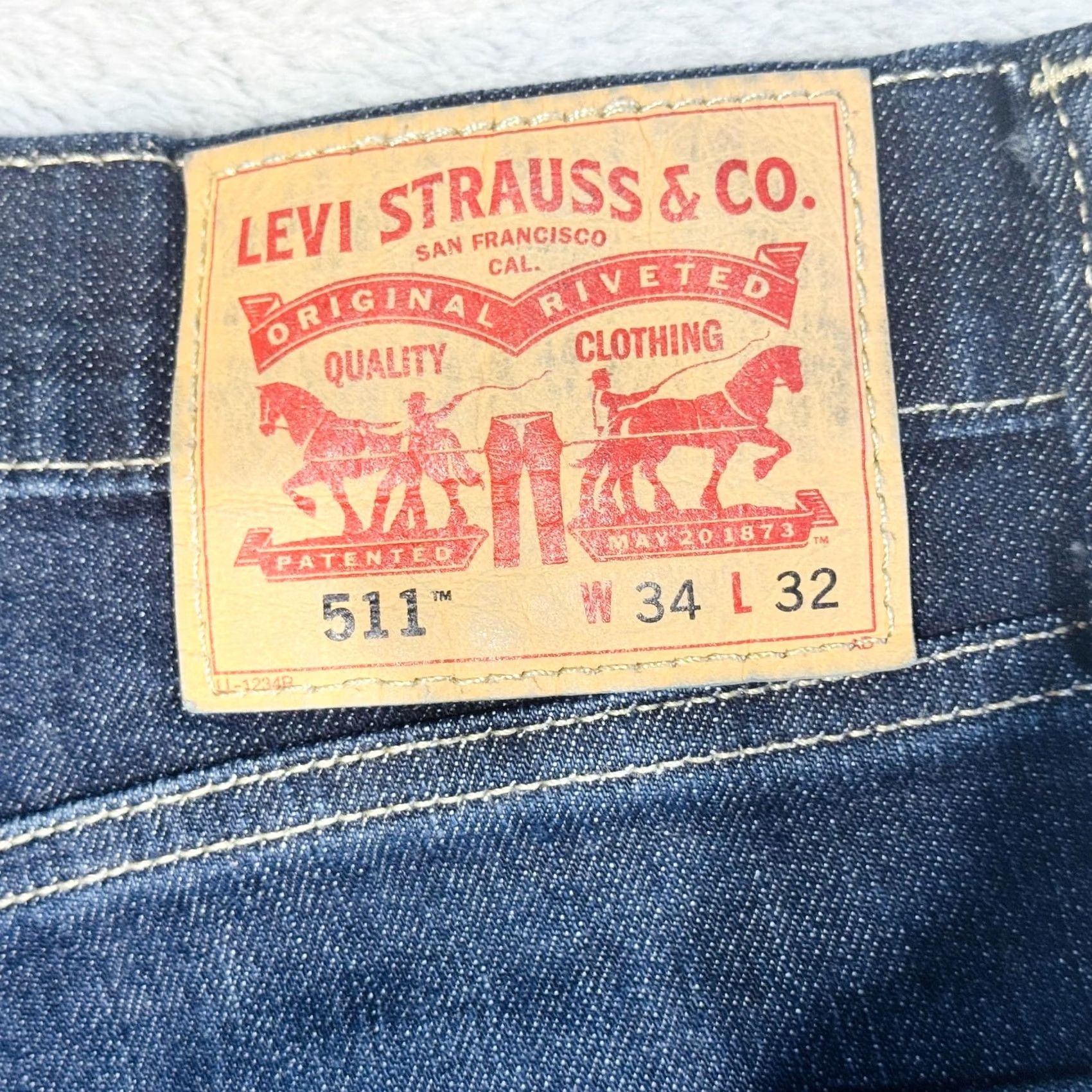 Levi's Levis 511 Jeans Mens 34x31 Blue Dark Wash Slim Tapered Stretch Denim Zip Fly Size US 34 / EU 50 - 3 Thumbnail