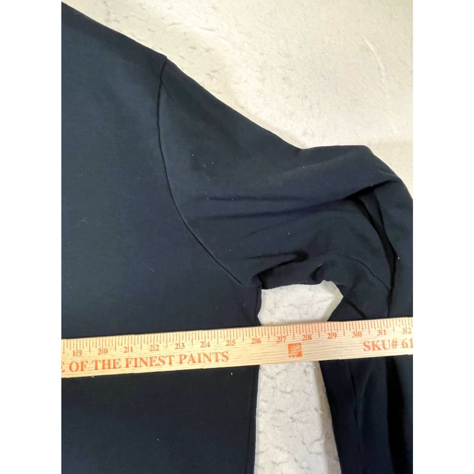 TravisMathew Travis Mathew Golf Hoodie 1/4 Zip Black 2XL Men's Pullover Knit Moisture Wicking Logo Crewneck Sports Shirt Size US XXL / EU 58 / 5 - 3 Thumbnail