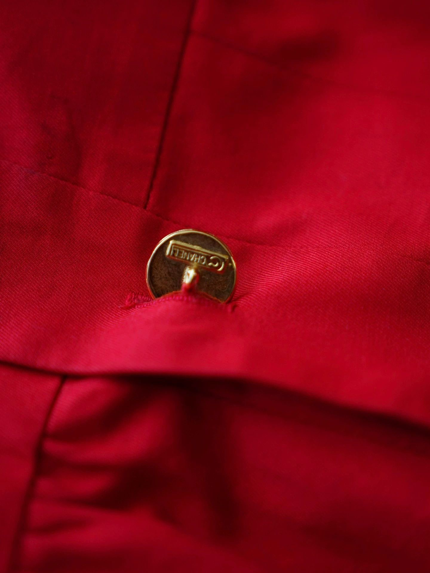 Chanel Chanel Vintage Red Cotton Suit Skirt Set Women S/M Size S / US 4 / IT 40 - 6 Thumbnail