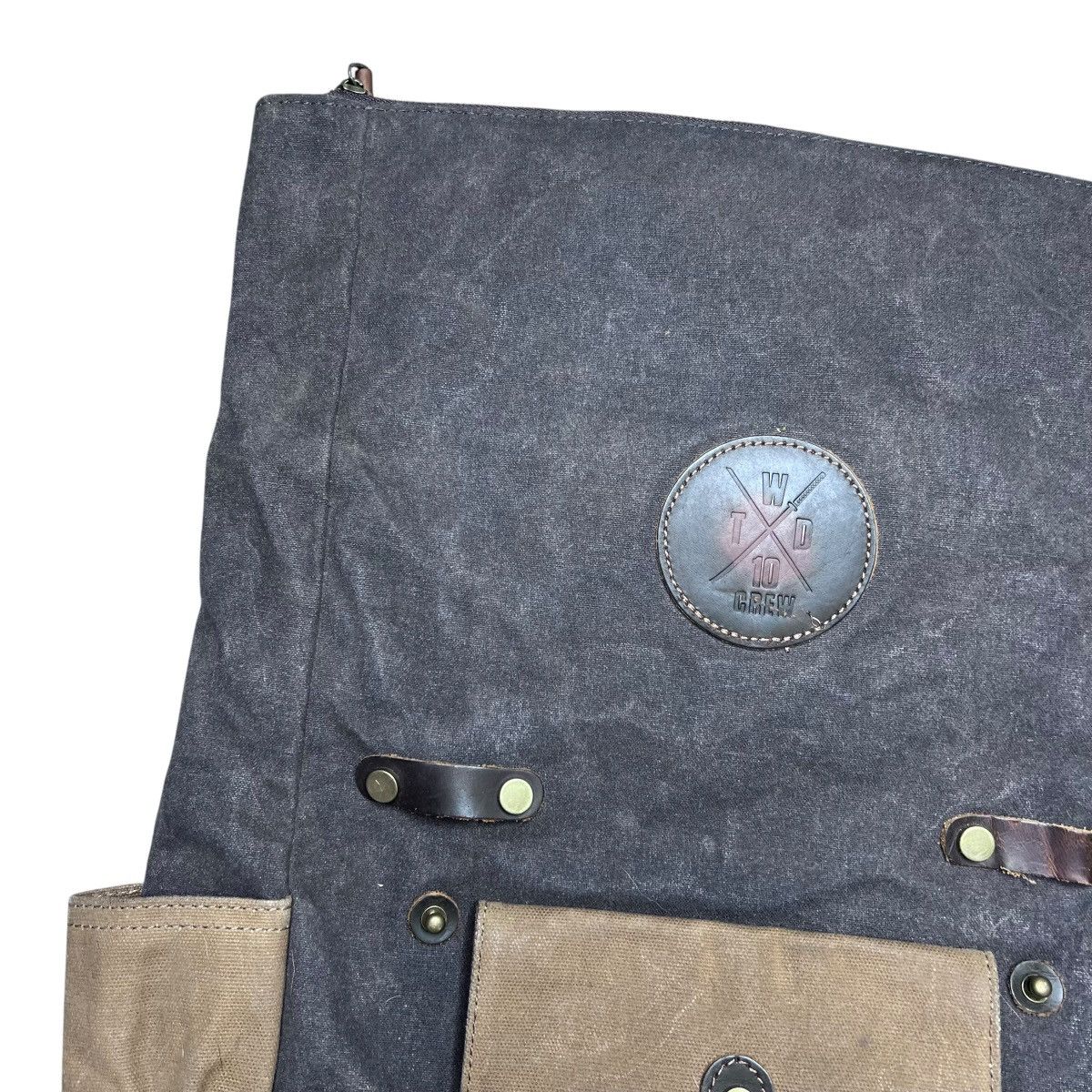 Other The Walking Dead Season 10 Crew Gift Backpack Size ONE SIZE - 6 Thumbnail
